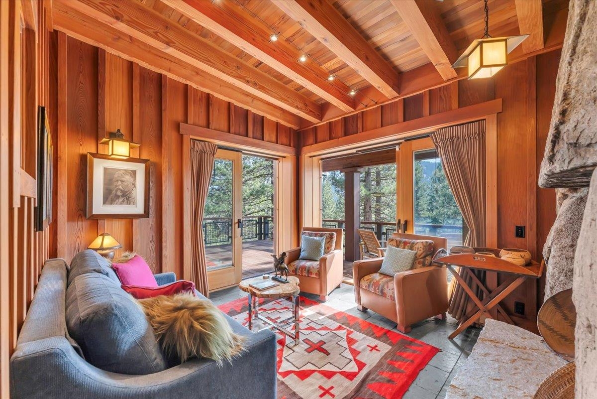 260 Laura Knight, Truckee, CA, 96161