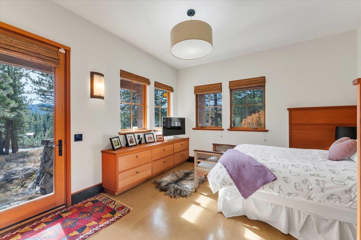 260 Laura Knight, Truckee, CA, 96161