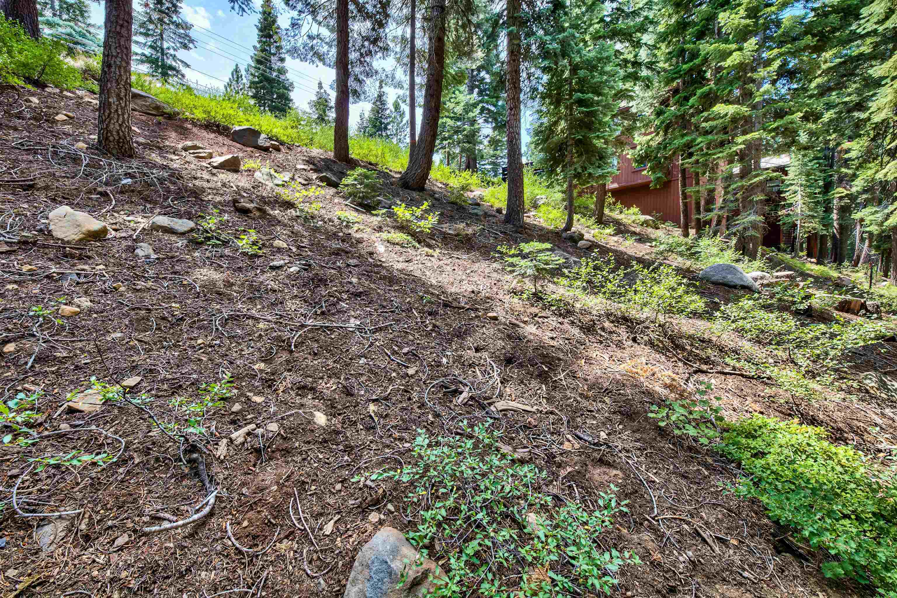 12005 Skislope Way, Truckee, CA, 96161-0000