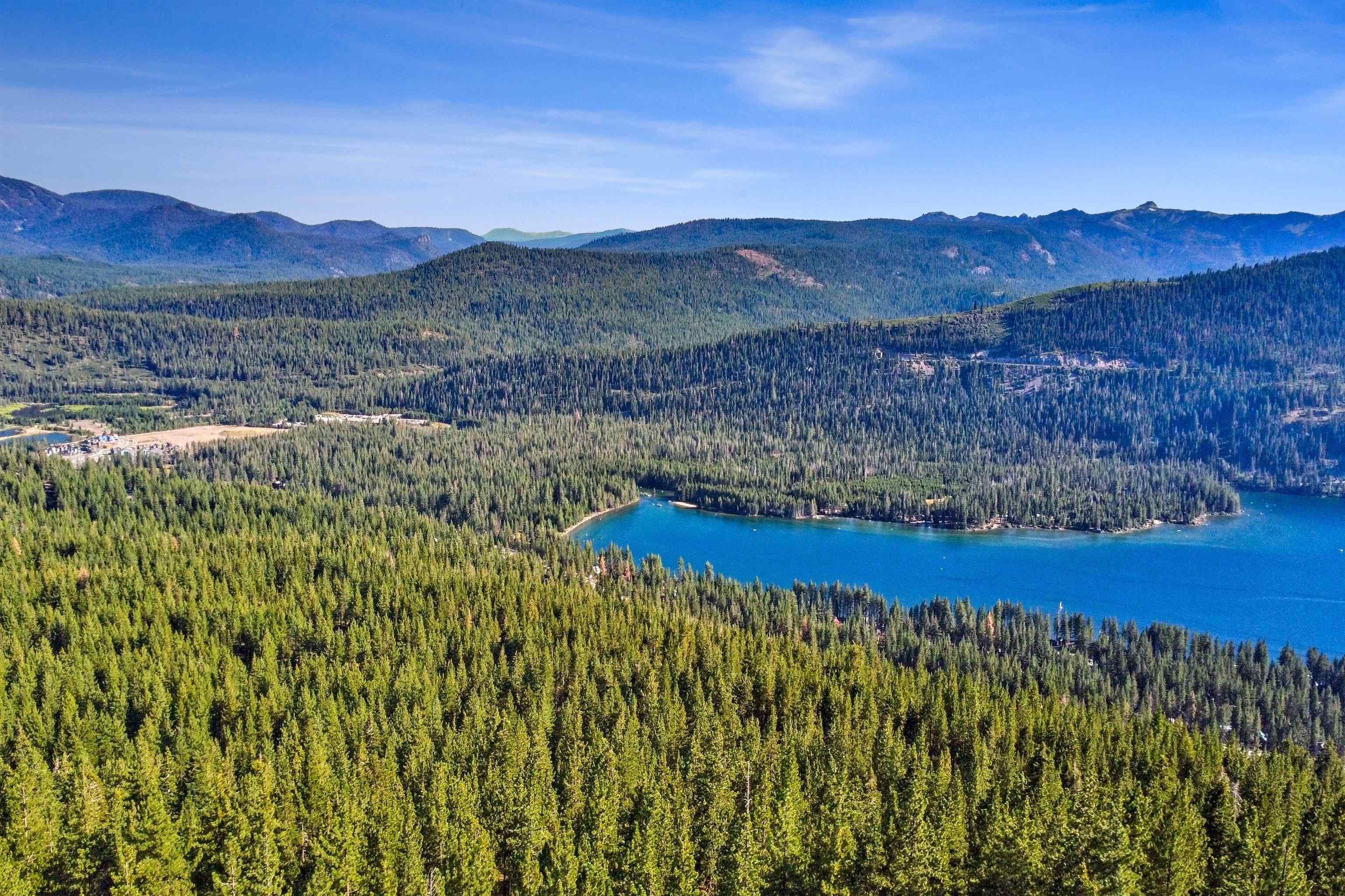 12005 Skislope Way, Truckee, CA, 96161-0000