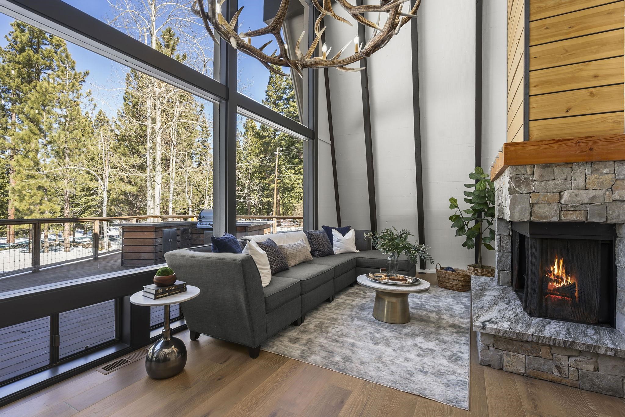 3060 Highlands Drive