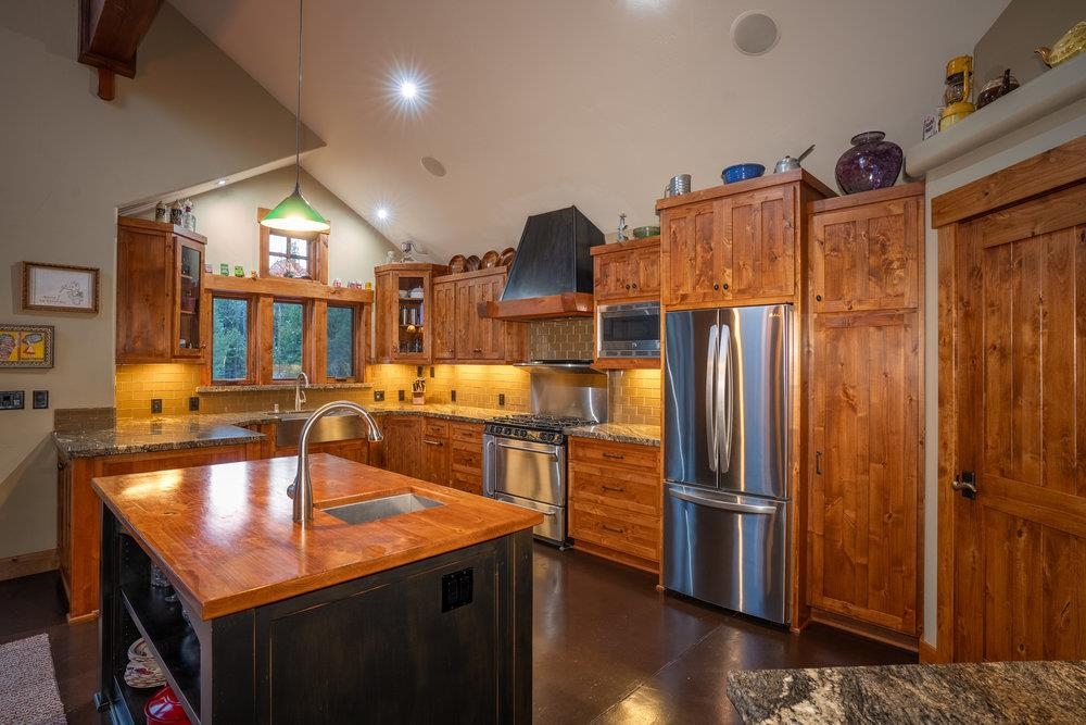 996 Fibreboard Road, Sierraville, CA, 96126