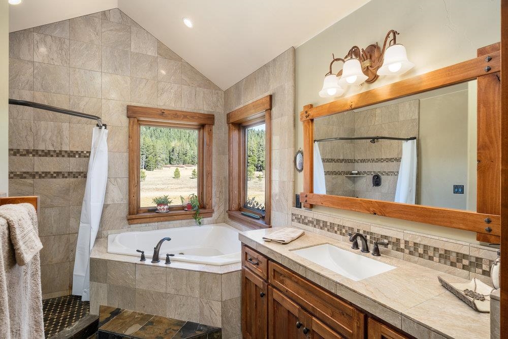 996 Fibreboard Road, Sierraville, CA, 96126