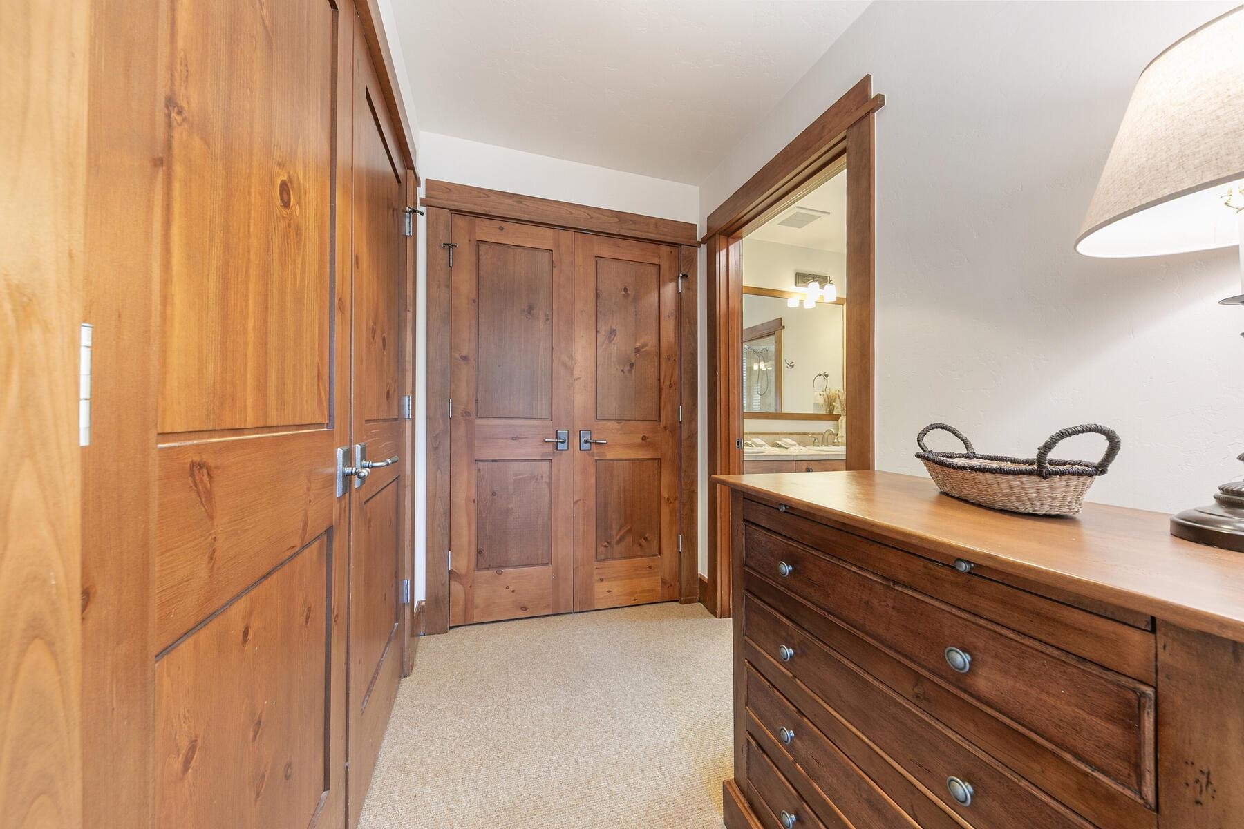 4001 Northstar Drive UNIT 202, Truckee, CA, 96161