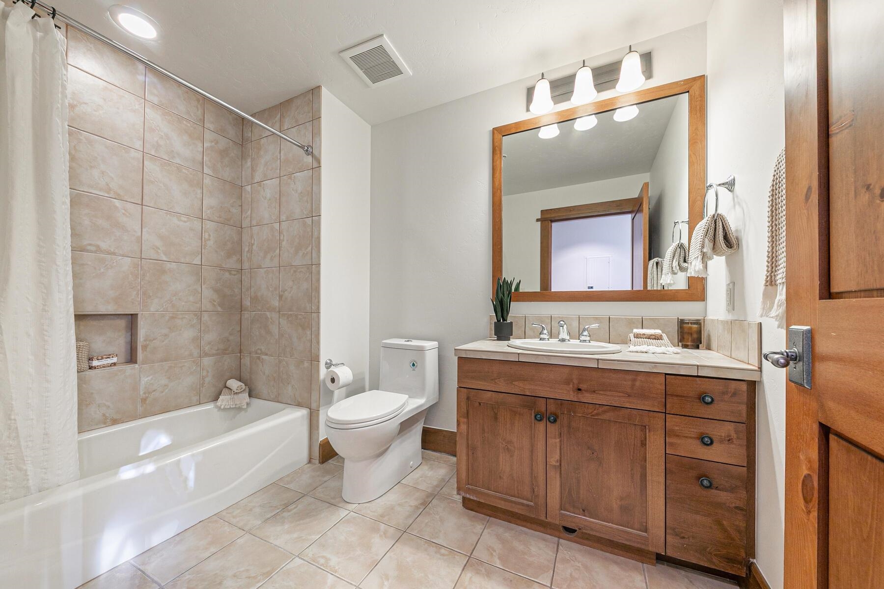 4001 Northstar Drive UNIT 202, Truckee, CA, 96161