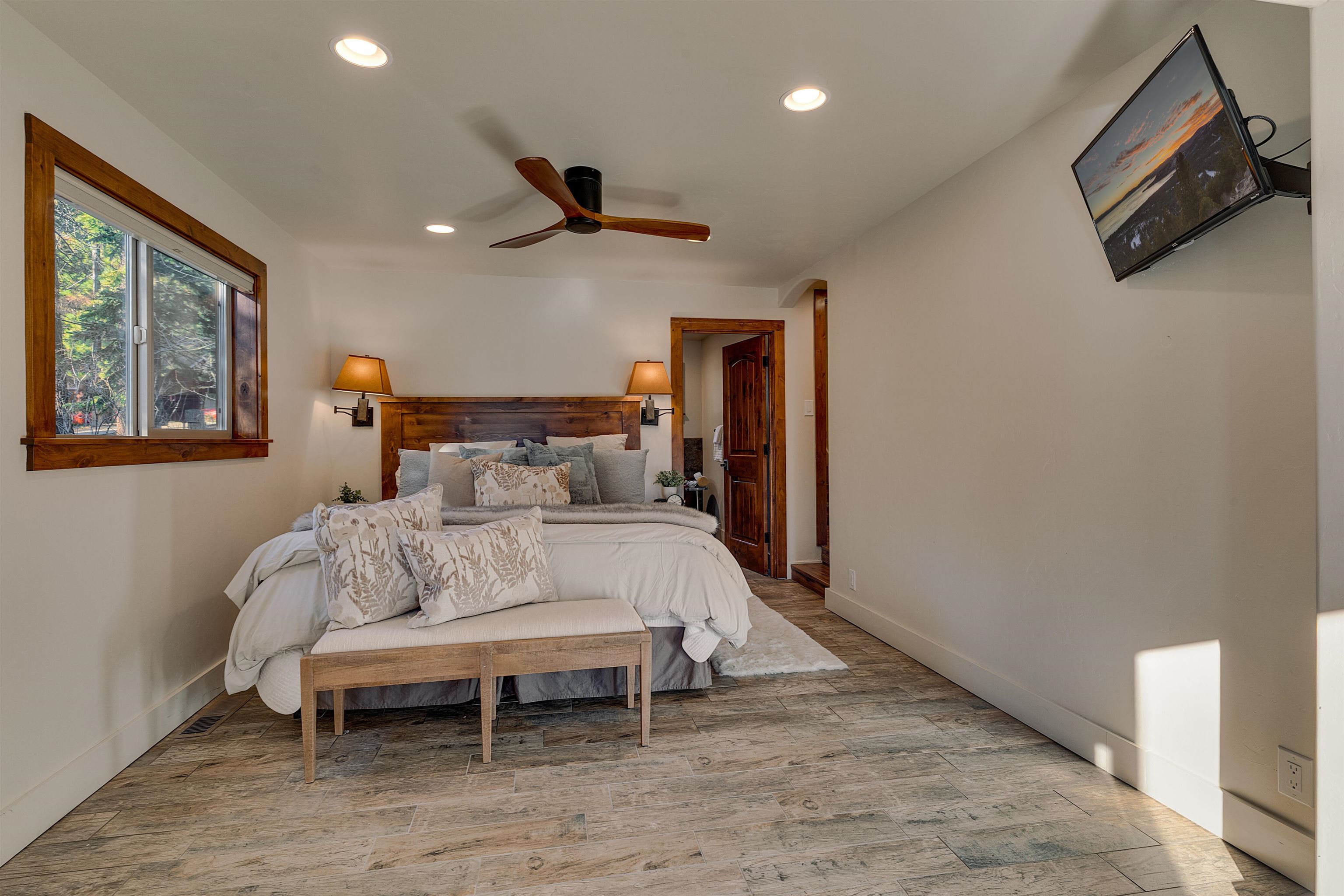 1055 Trent Lane