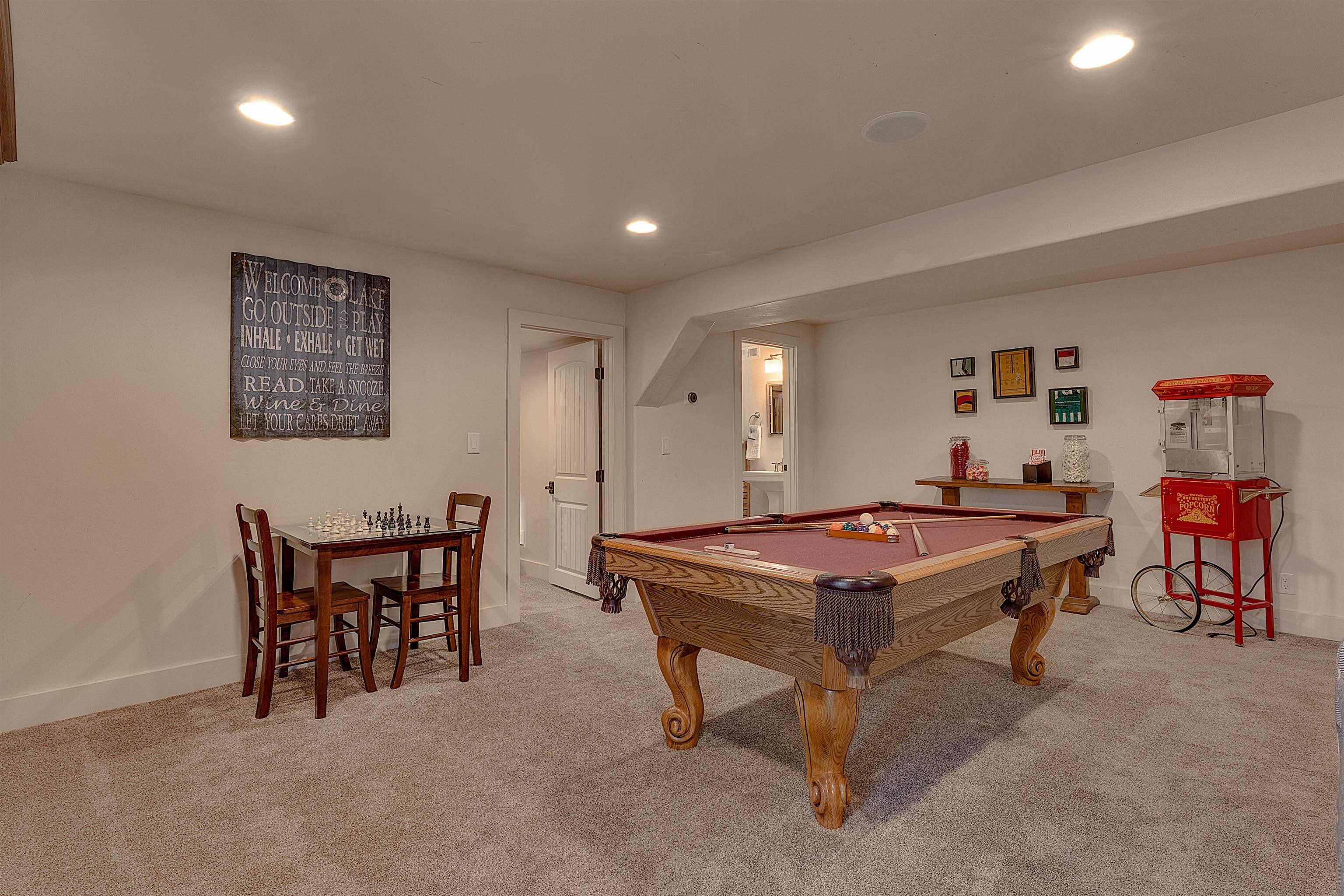 1055 Trent Lane