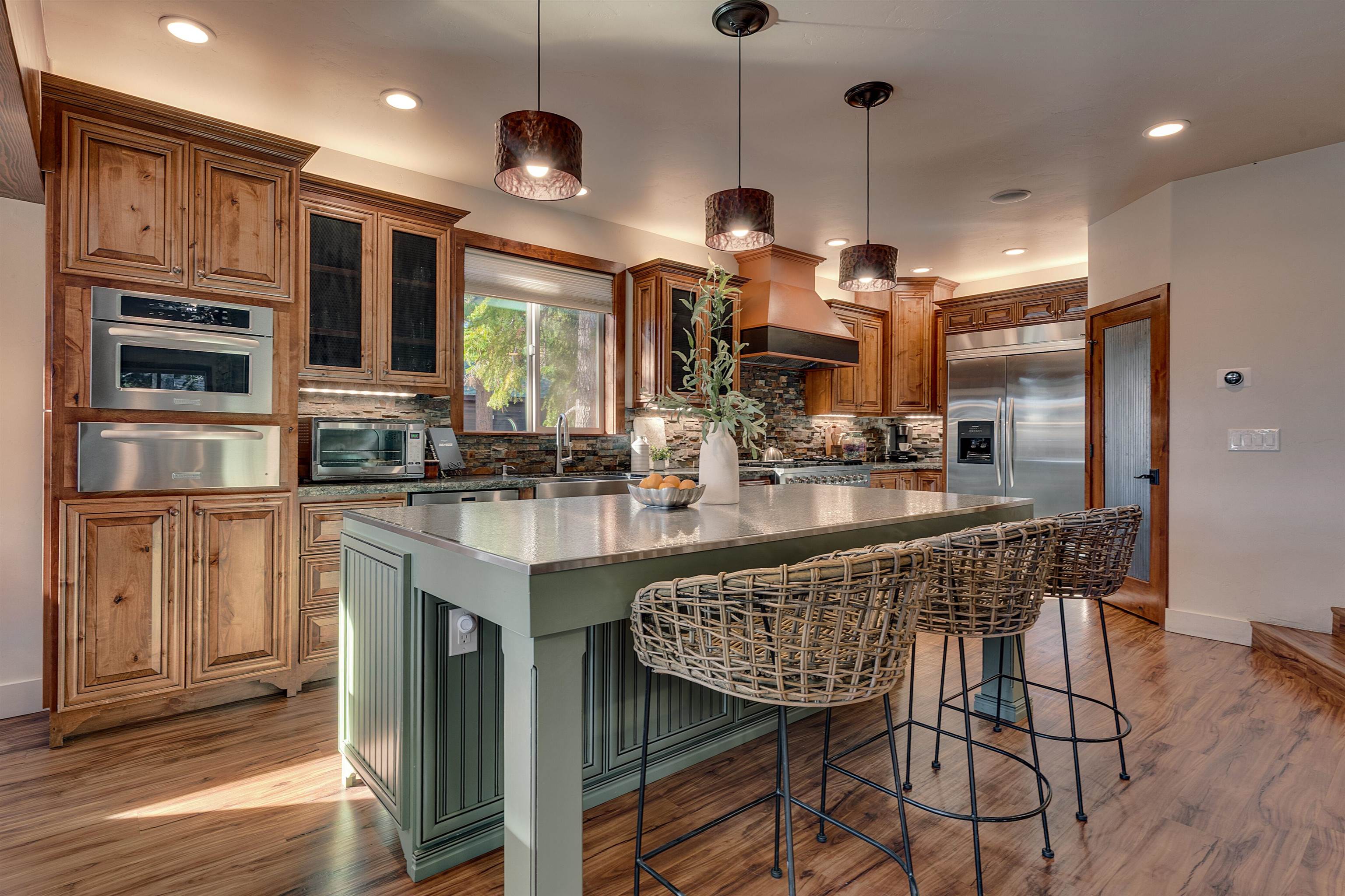 1055 Trent Lane