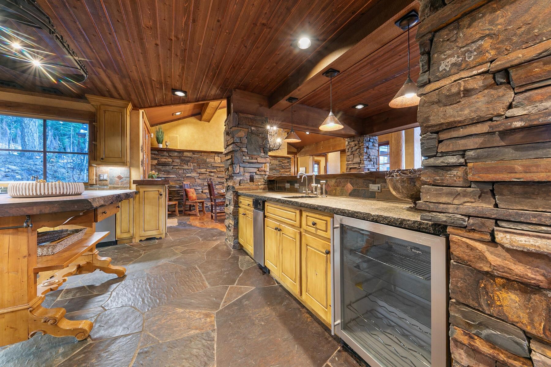 1768 Grouse Ridge Road, Truckee, CA, 96161