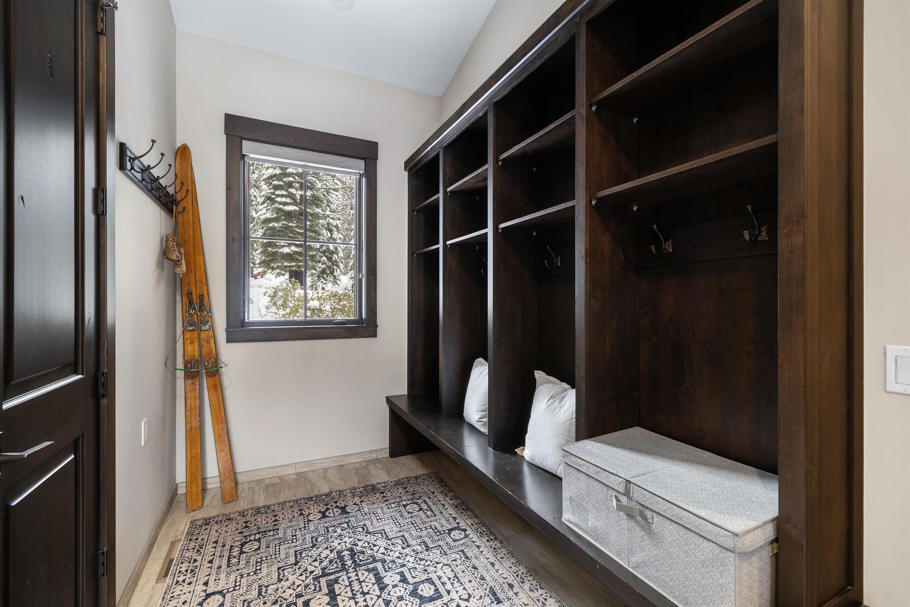 10601 Carson Range Road, Truckee, CA, 96161-5224