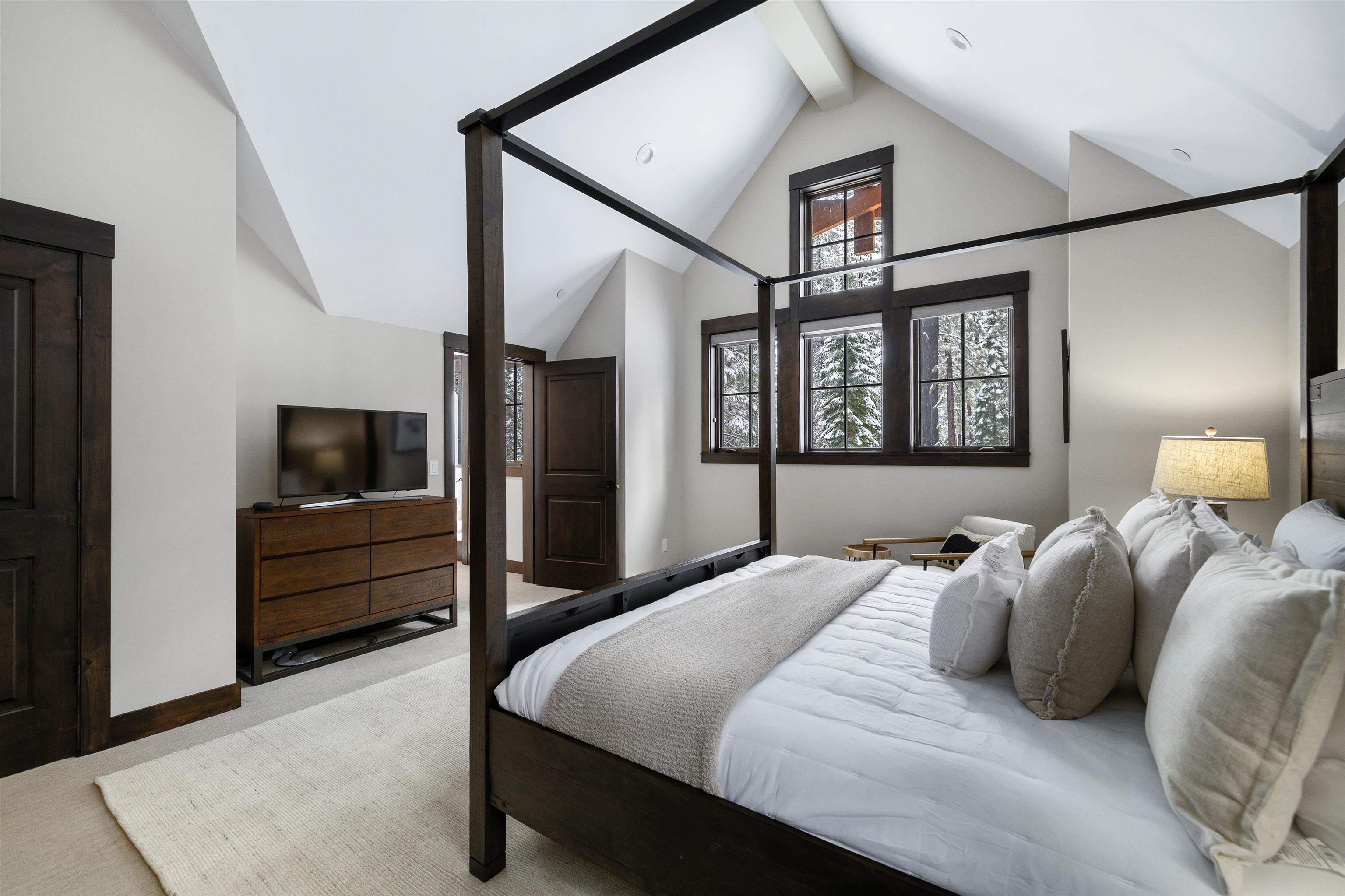 10601 Carson Range Road, Truckee, CA, 96161-5224