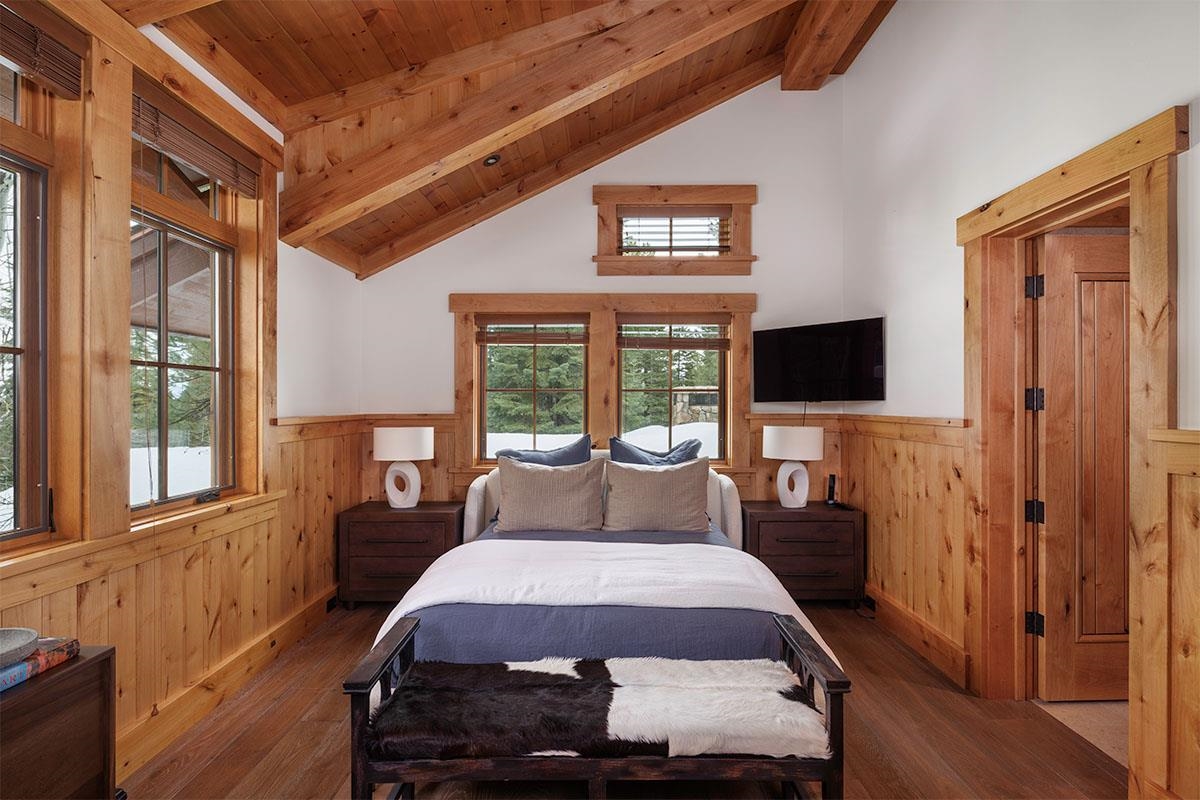 8458 Valhalla Drive, Truckee, CA, 96161