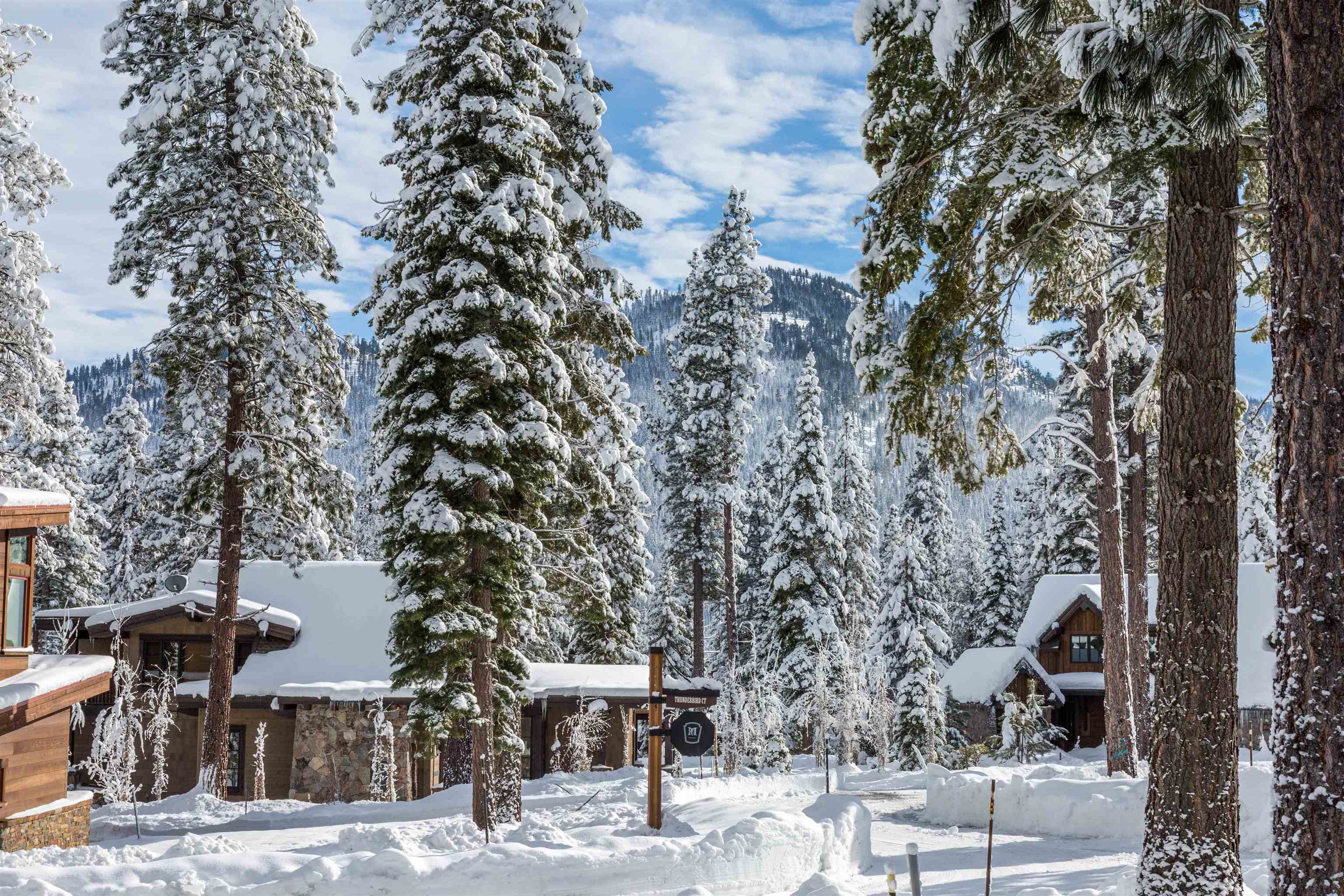 10420 Thunderbird Court, Truckee, CA, 96161