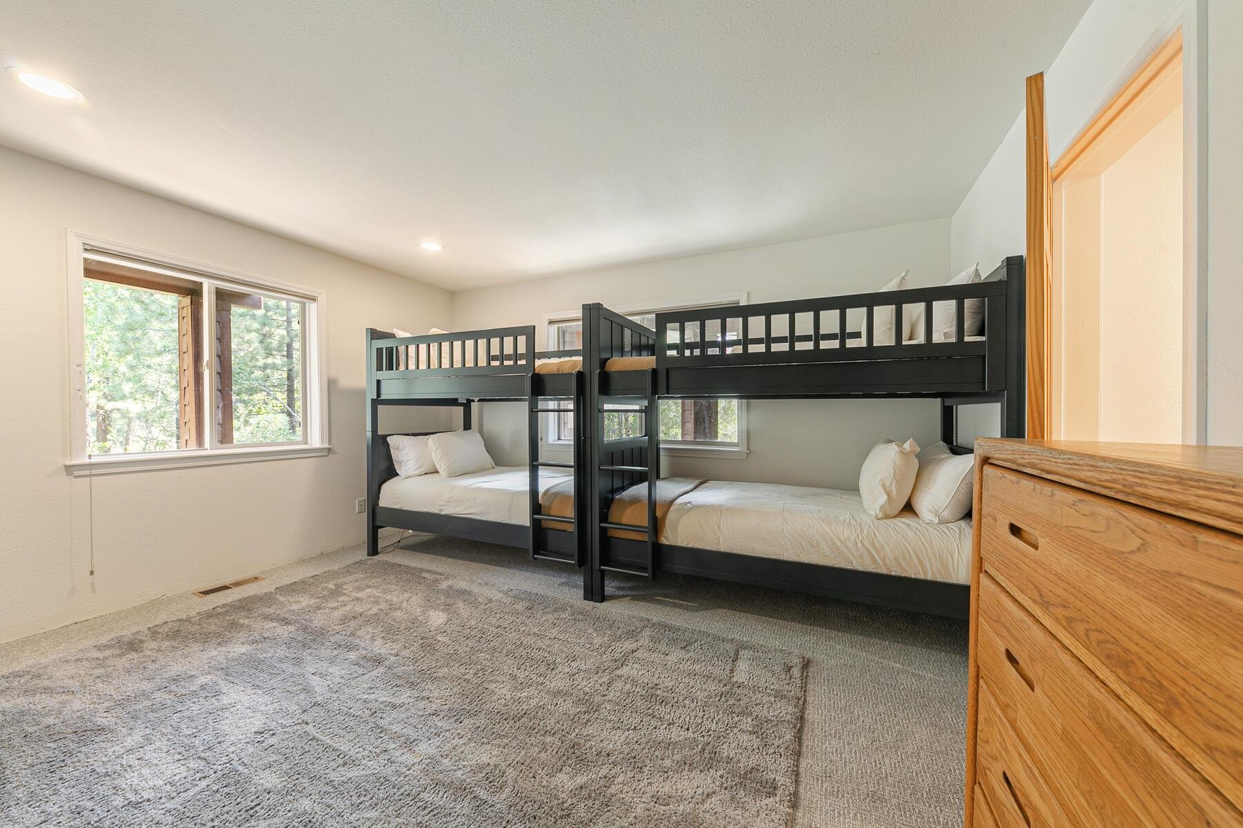 300 Skidder Trail, Truckee, CA, 96161