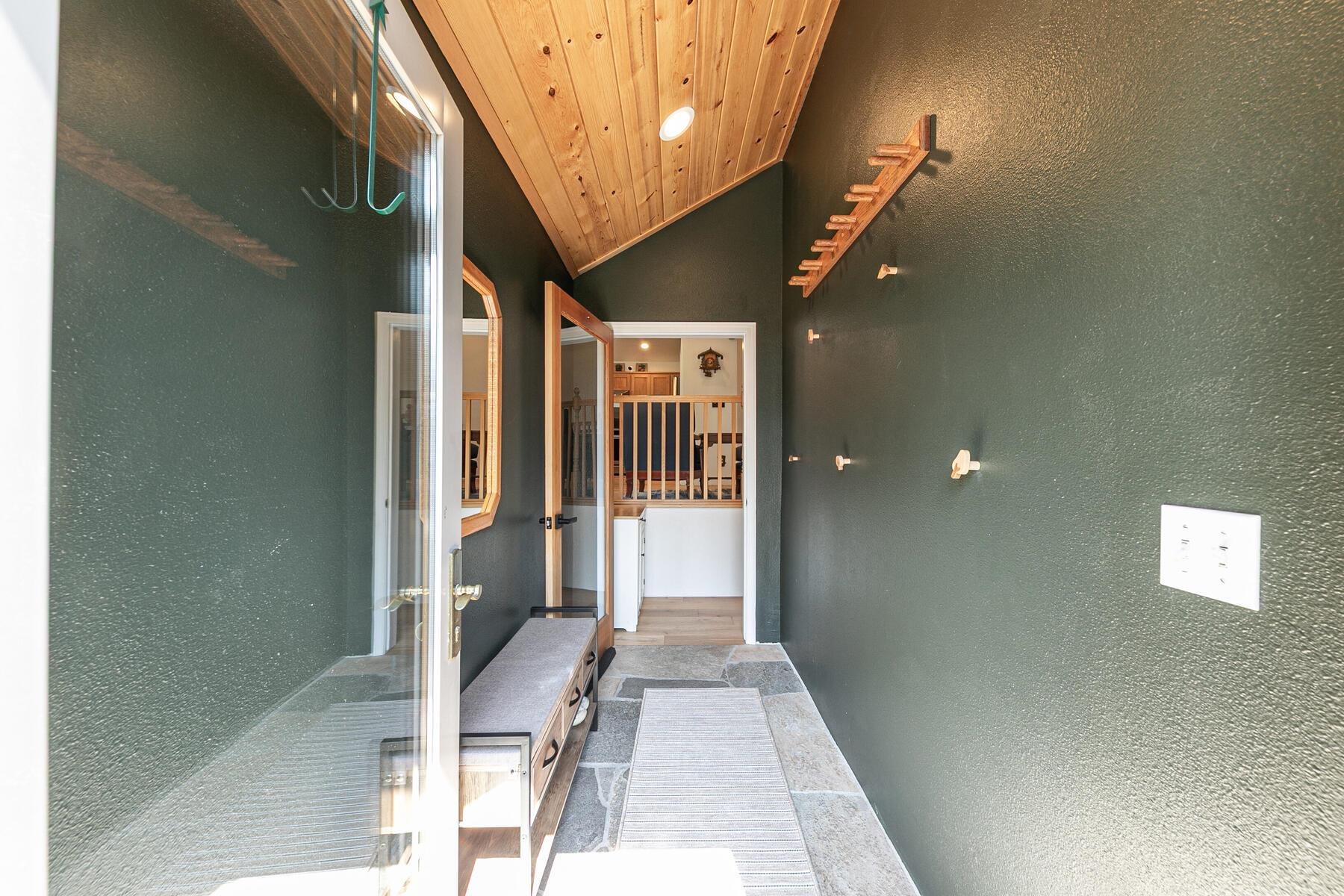 300 Skidder Trail, Truckee, CA, 96161