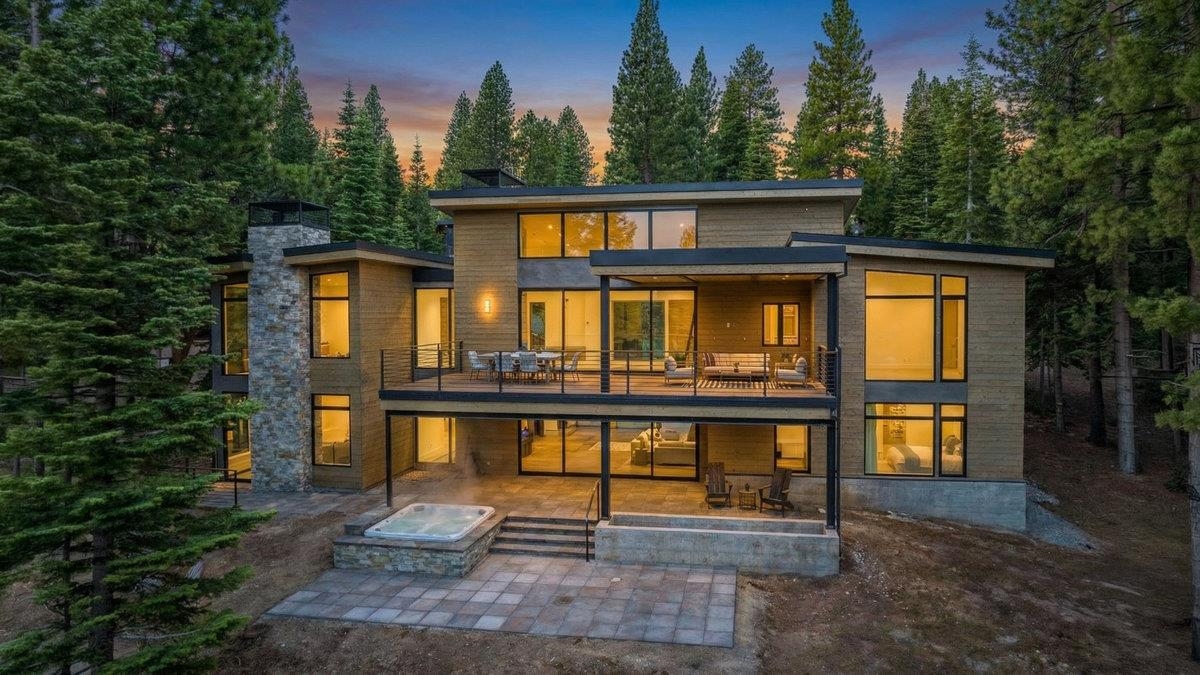 9308 Nine Bark Road, Truckee, CA, 96161