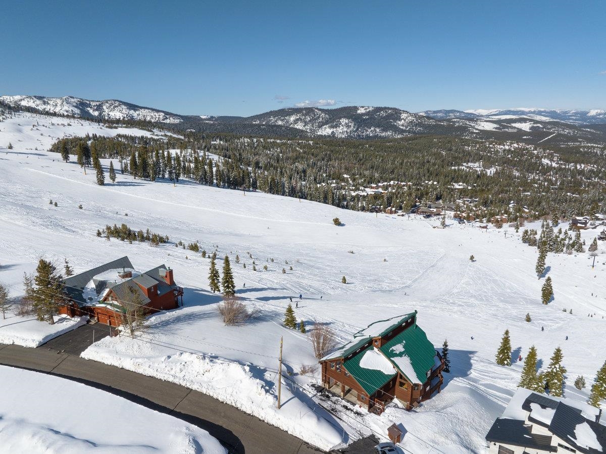 14487 Skislope Way, Truckee, CA, 96161