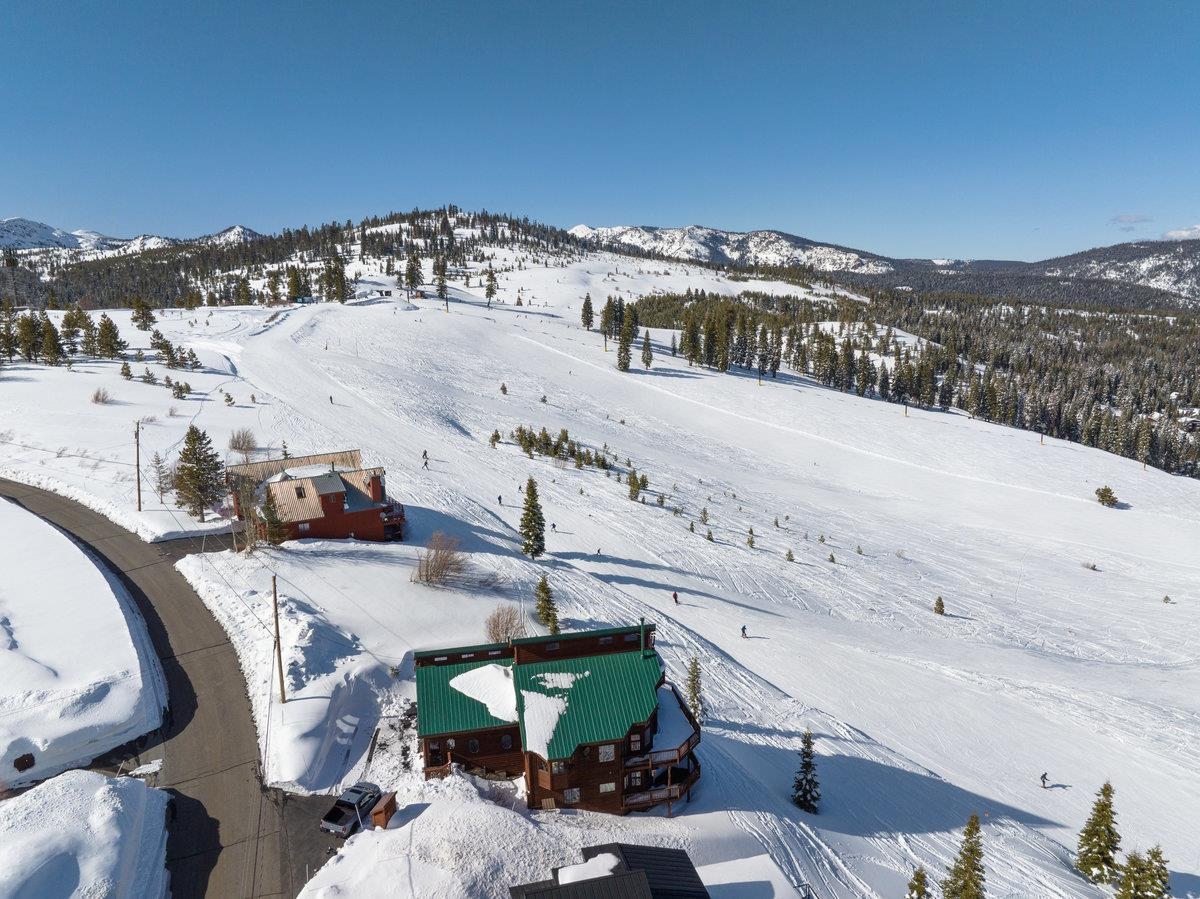 14487 Skislope Way, Truckee, CA, 96161