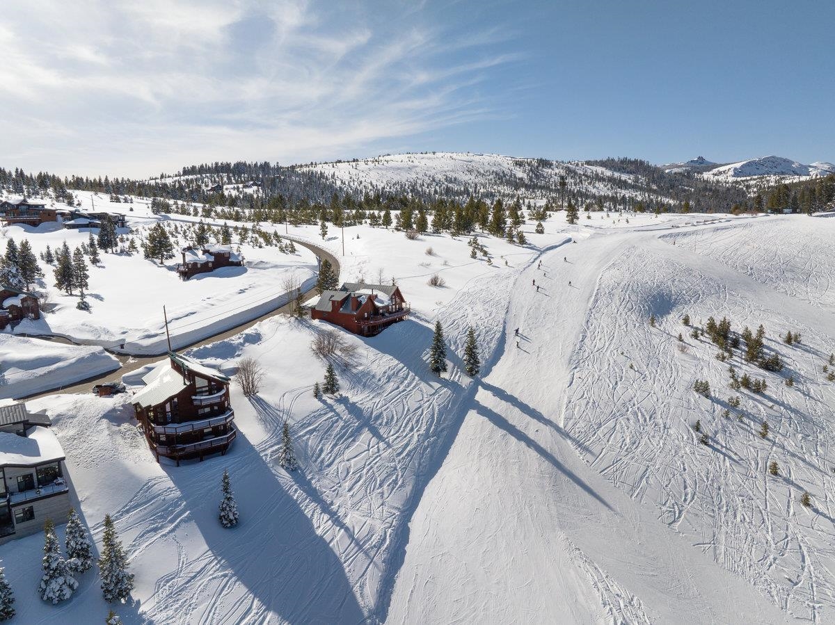 14487 Skislope Way, Truckee, CA, 96161