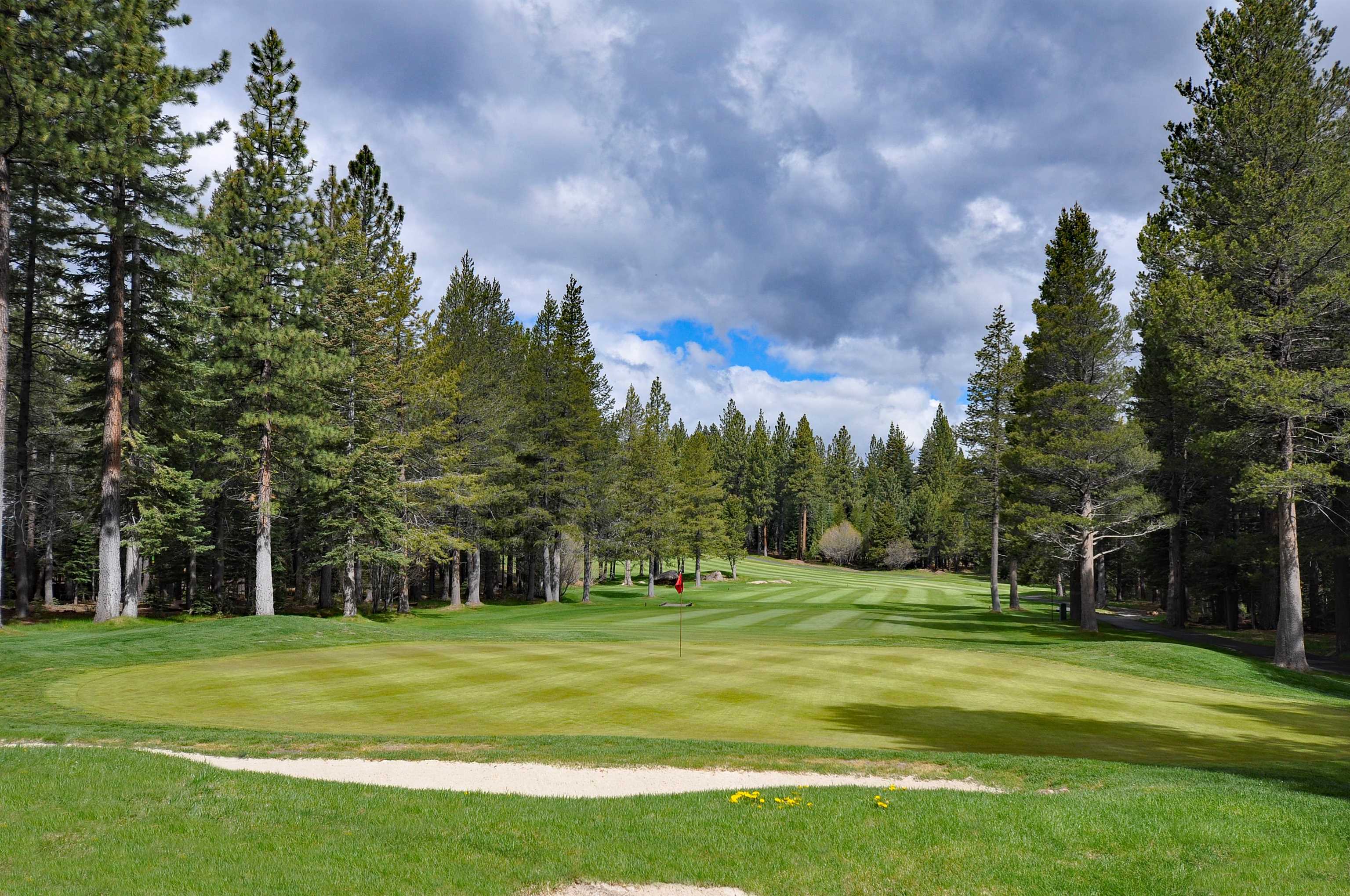 14487 Skislope Way, Truckee, CA, 96161