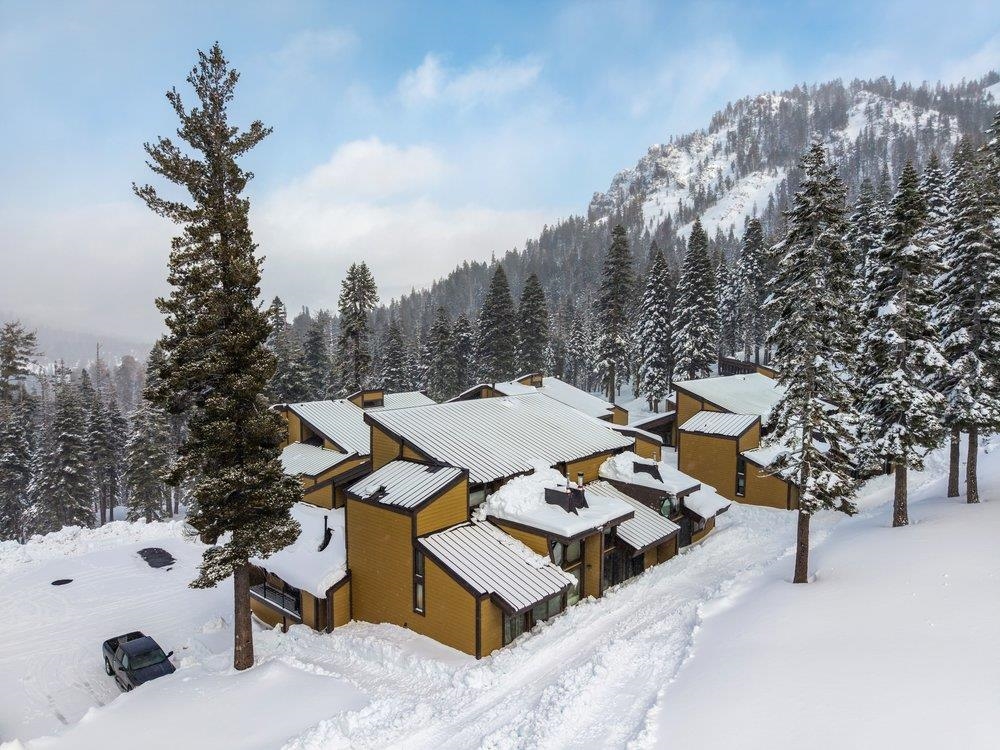 2090 Chalet Road #16