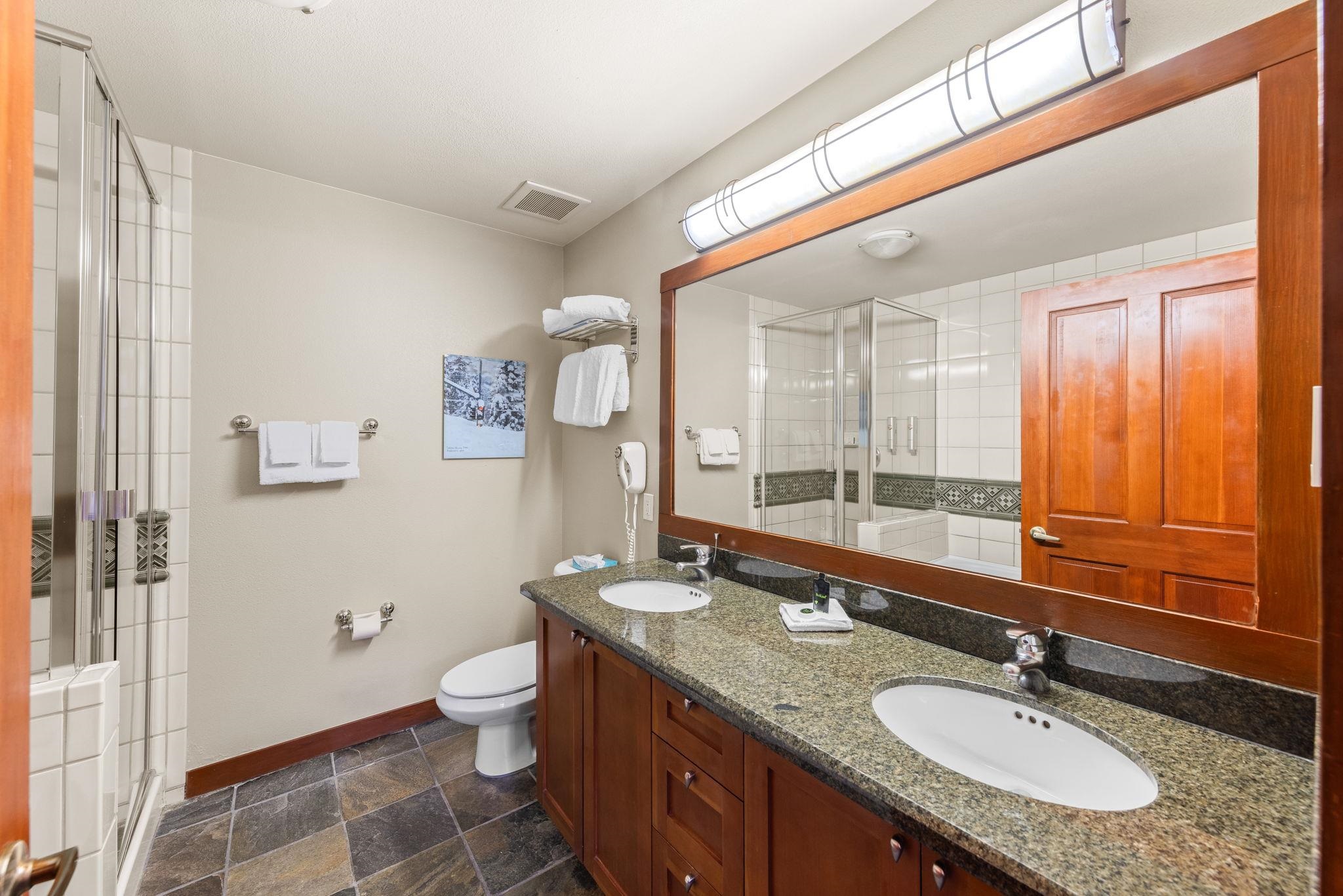 1850 Village South Road UNIT 4-417 (417 West), Olympic Valley, CA, 96146