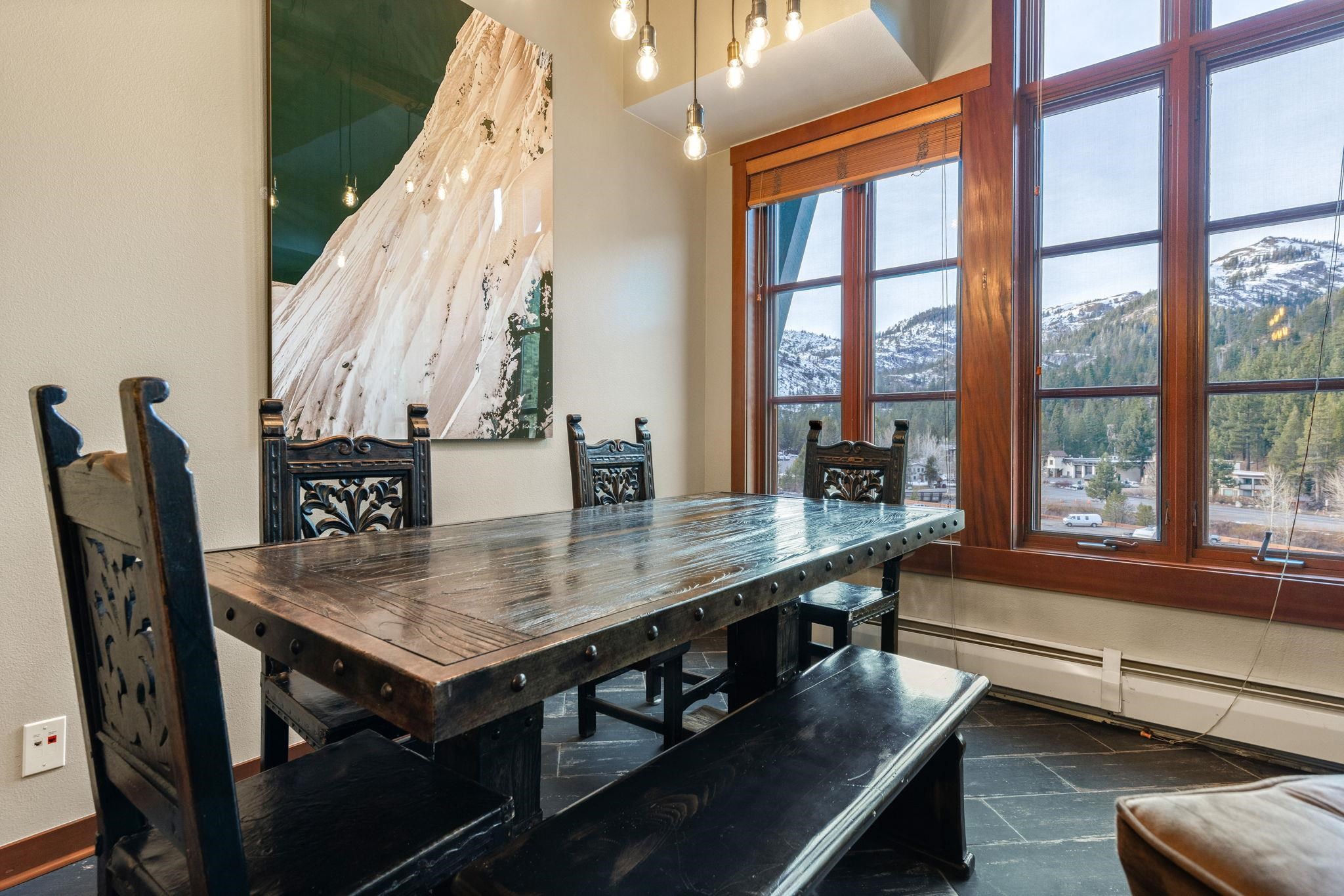 1850 Village South Road UNIT 4-417 (417 West), Olympic Valley, CA, 96146