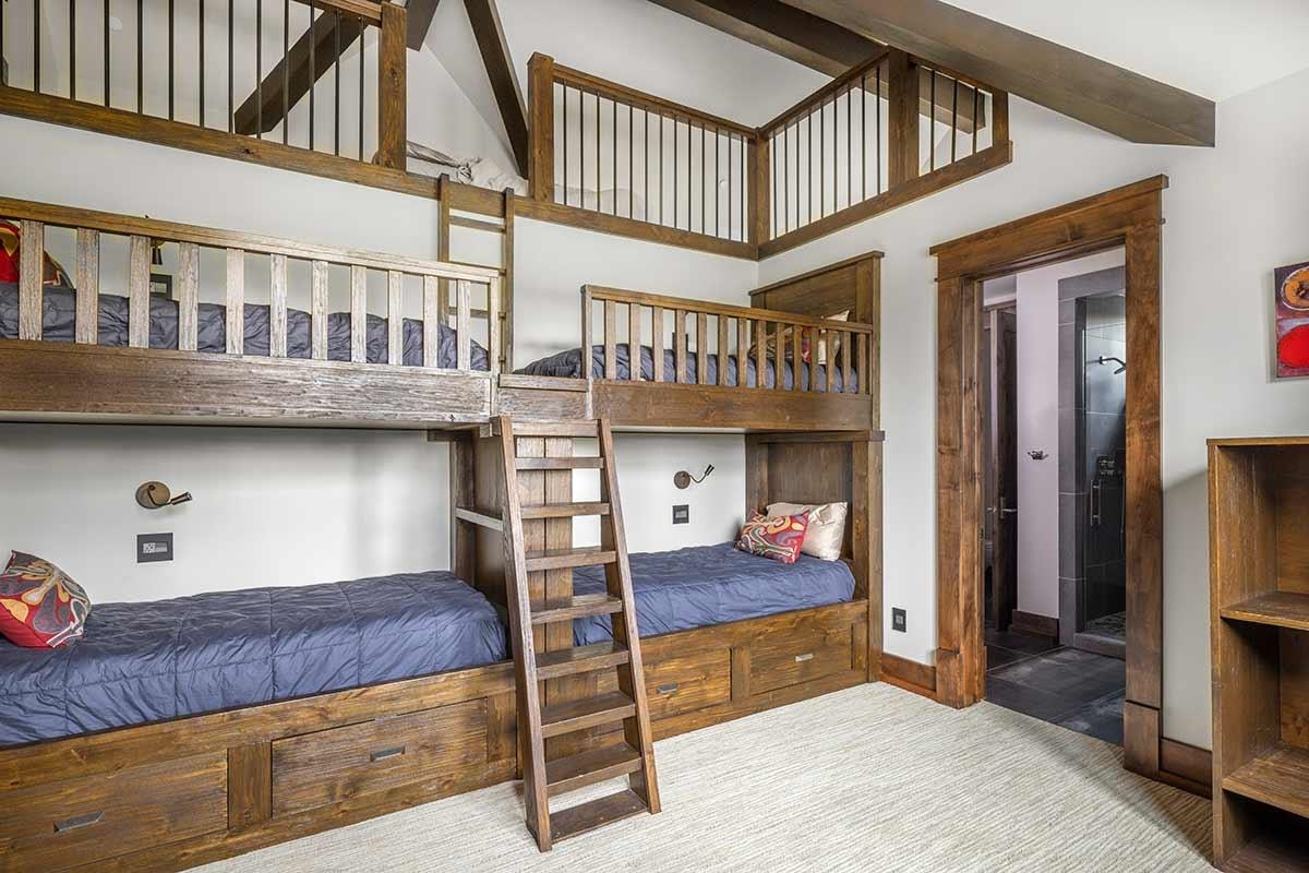 9619 Dunsmuir Way, Truckee, CA, 96161