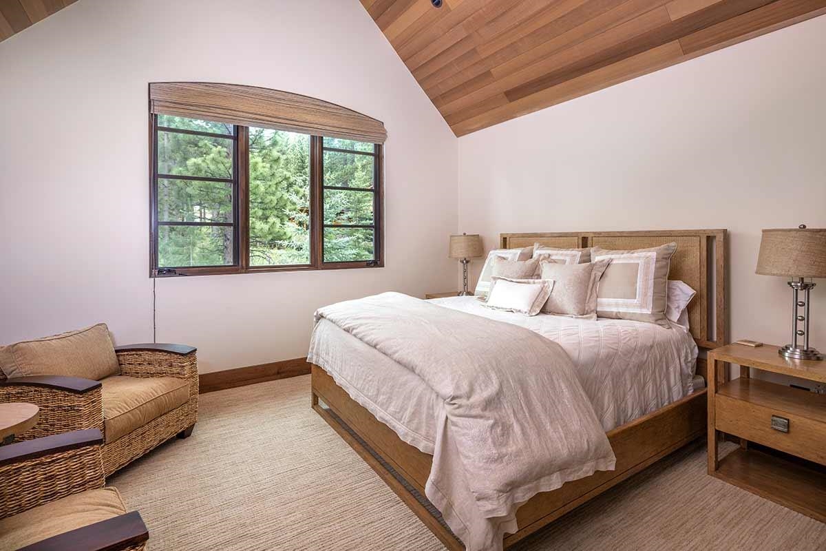 9619 Dunsmuir Way, Truckee, CA, 96161