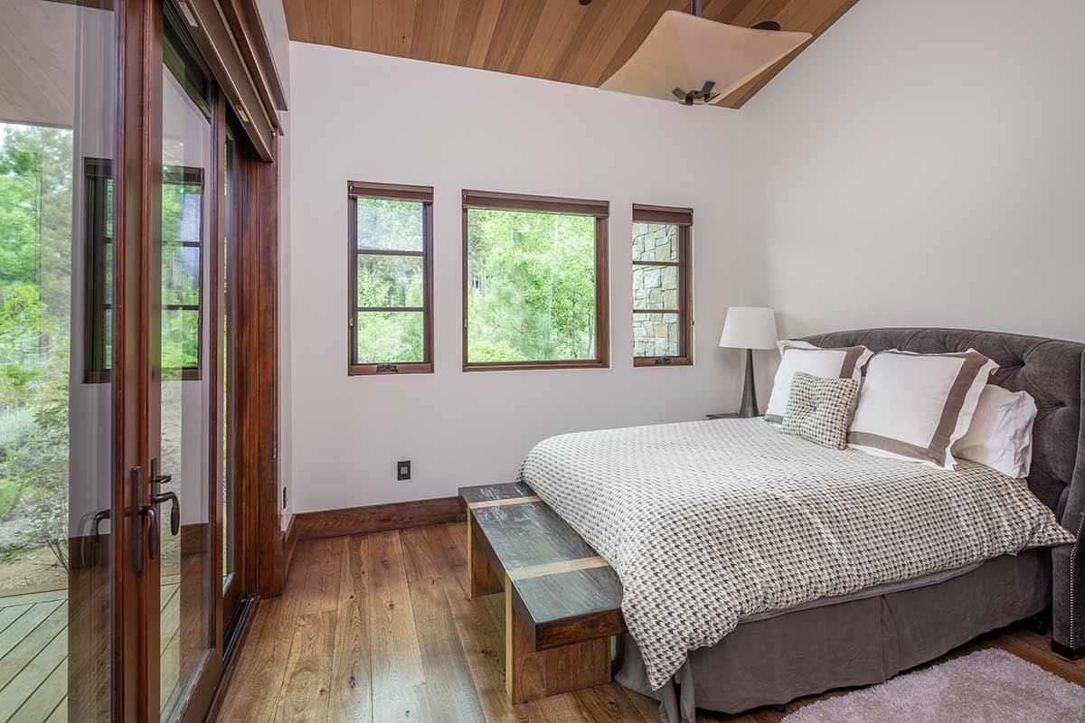 9619 Dunsmuir Way, Truckee, CA, 96161