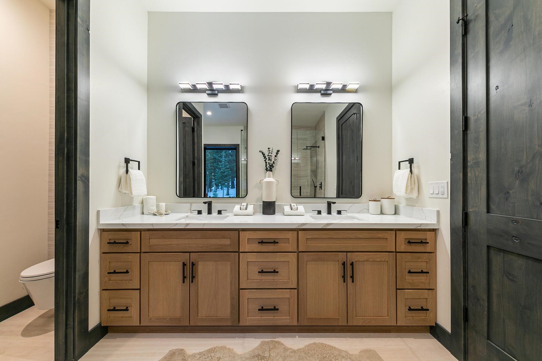 13719 Pathway Avenue, Truckee, CA, 96161