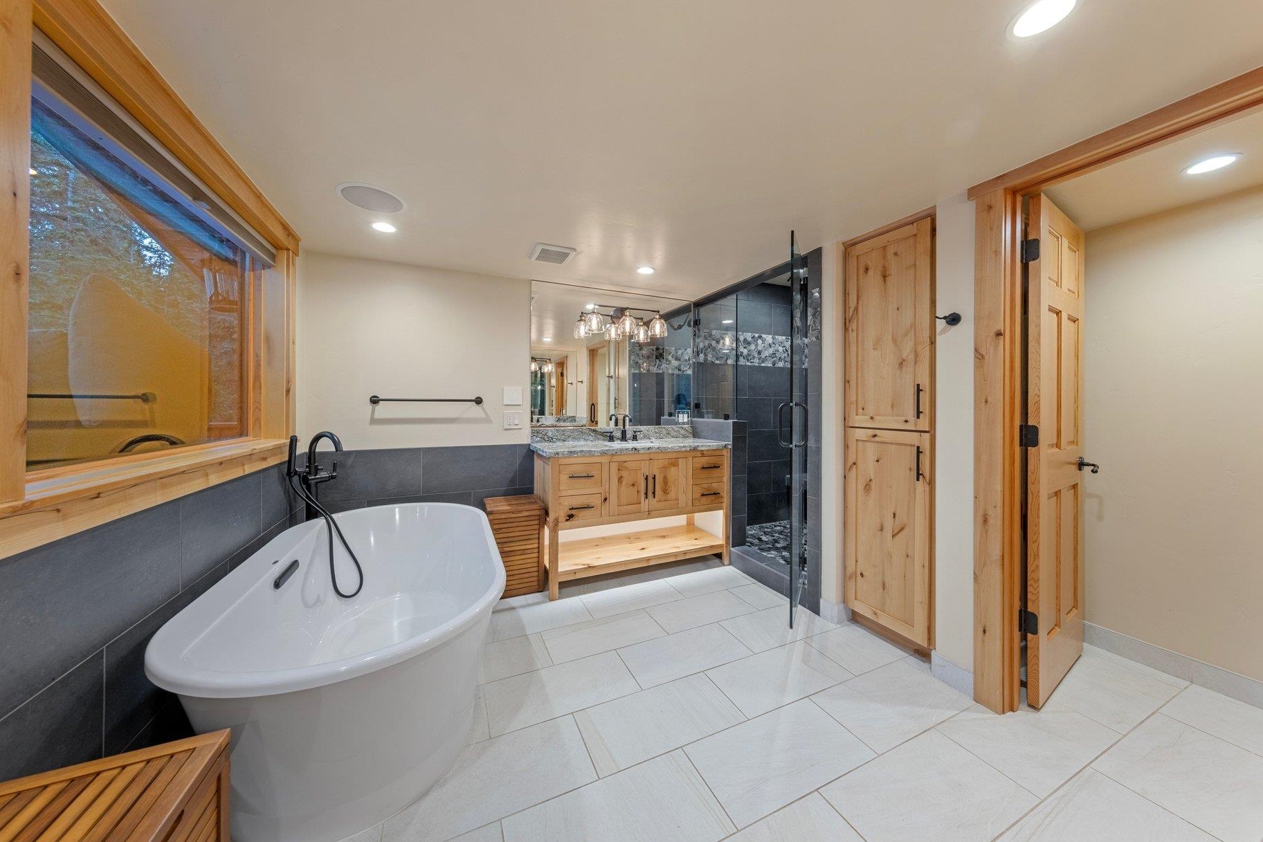 6442 Donner Road, Tahoe Vista, CA, 96148