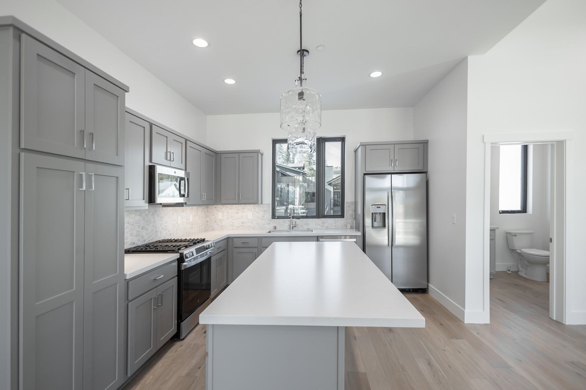 13005 Winter Camp Way, Truckee, CA, 96161