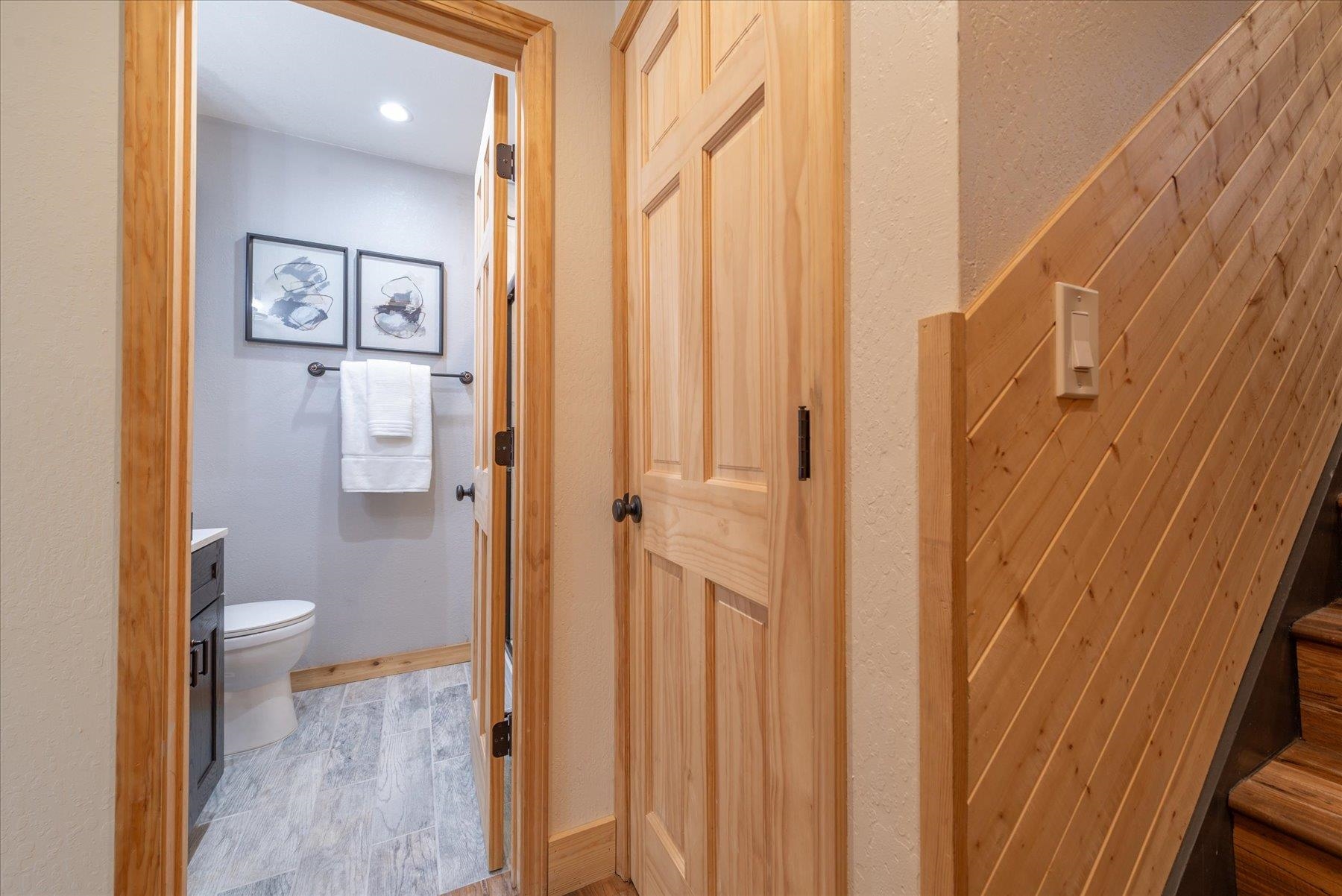 3115 North Lake Boulevard #18
