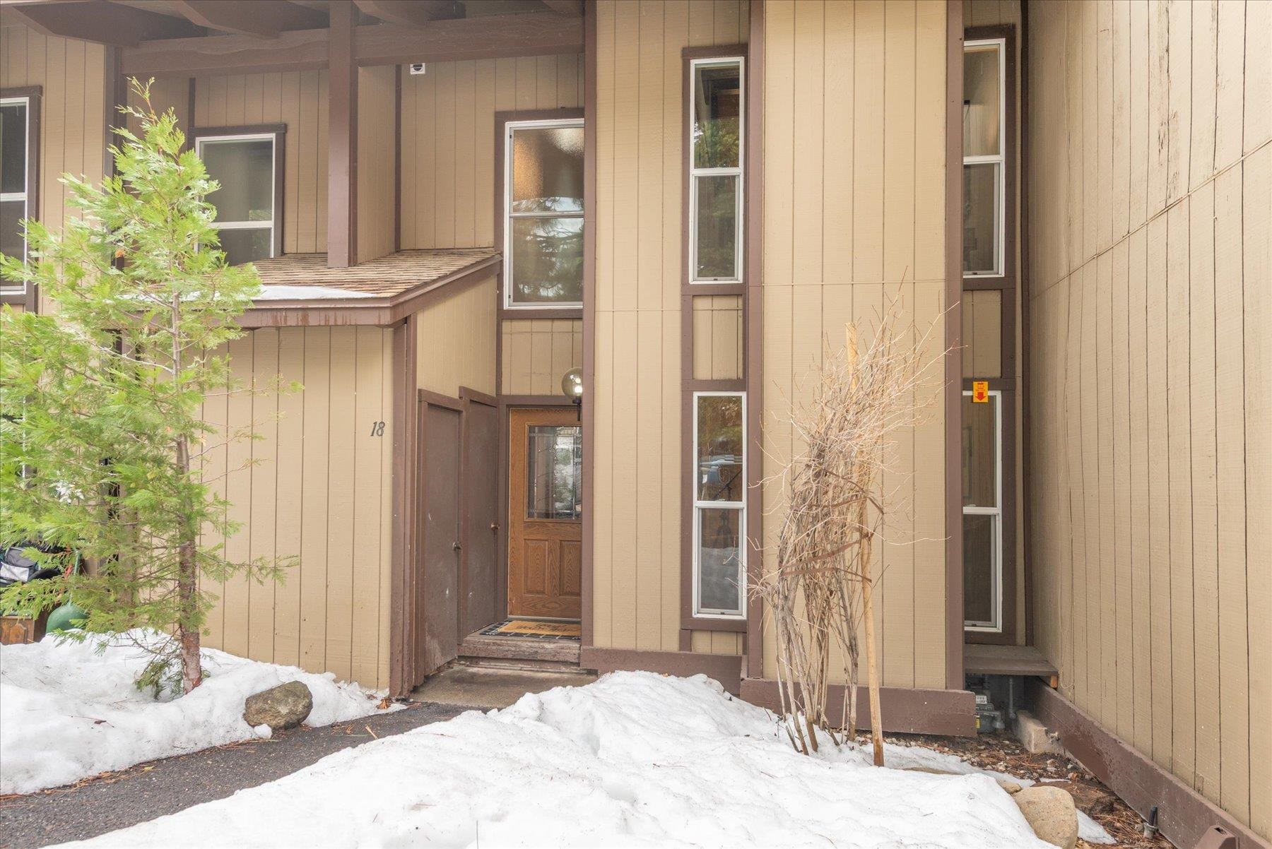 3115 North Lake Boulevard #18