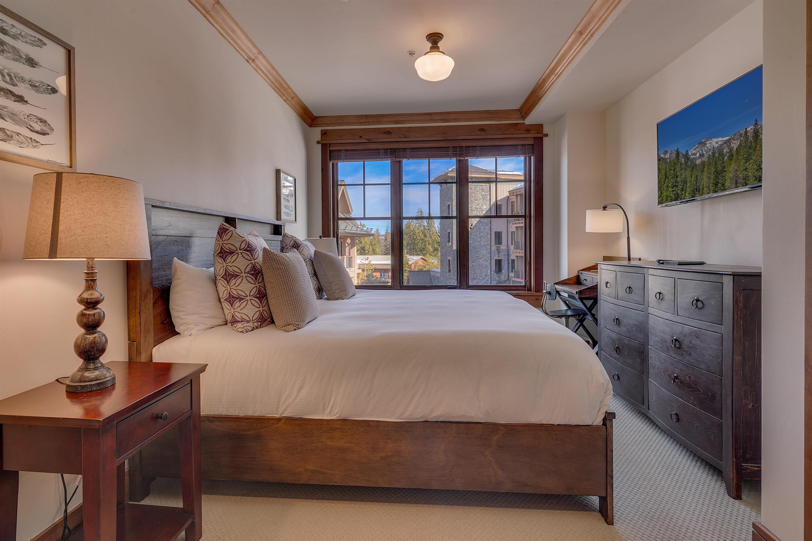 7001 Northstar Drive 411
