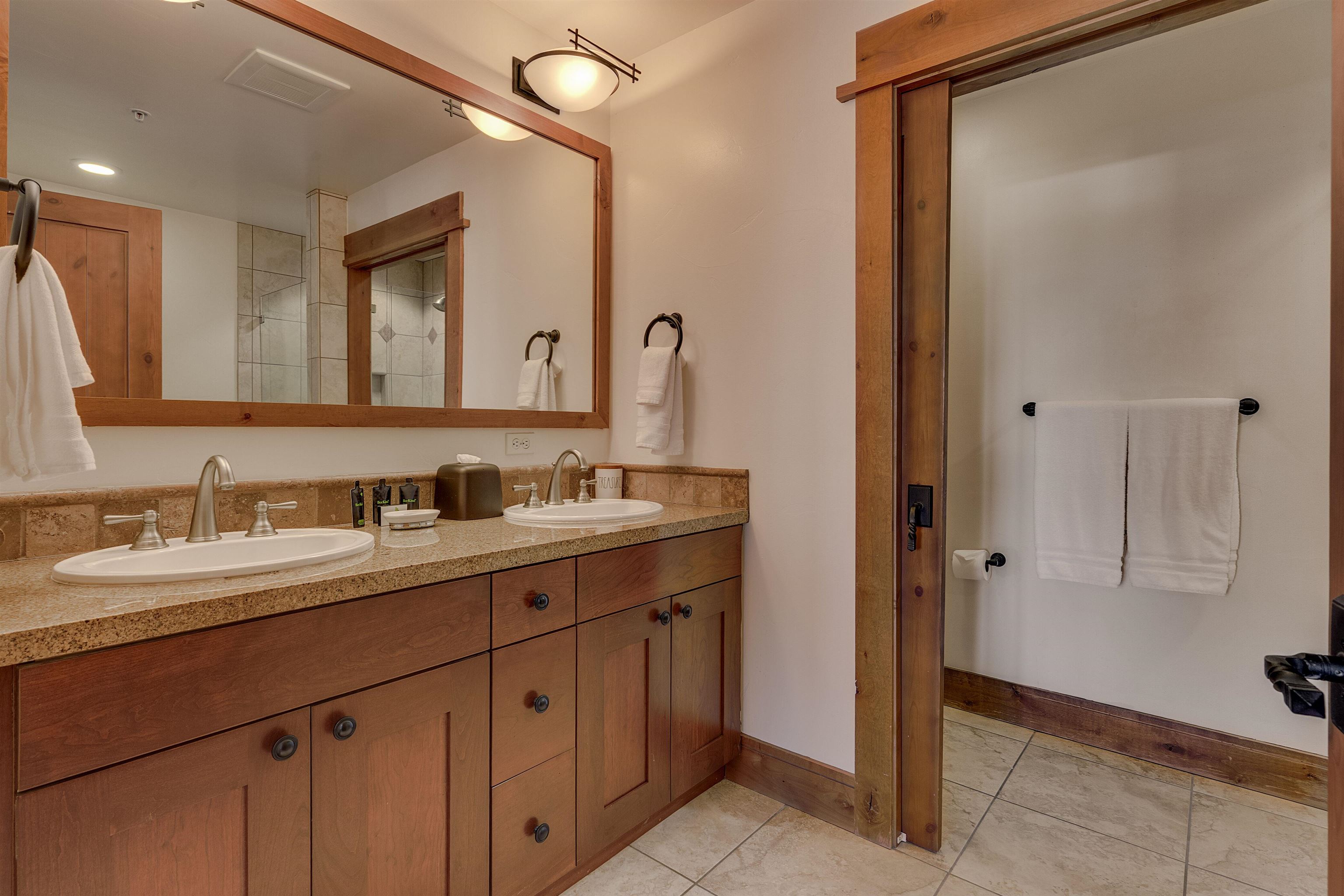 7001 Northstar Drive 411