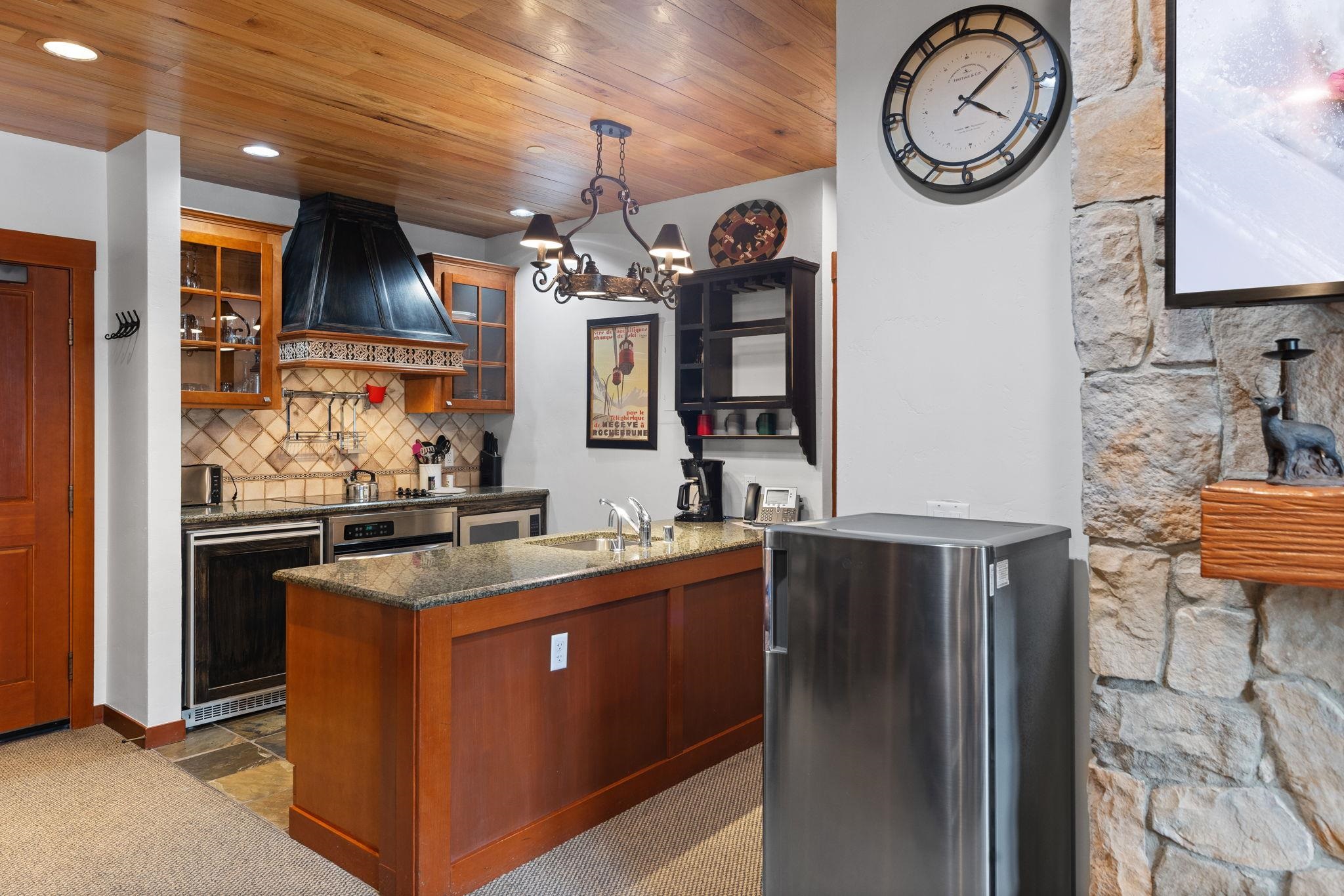 1985 Olympic Valley Road #216 (2-216)