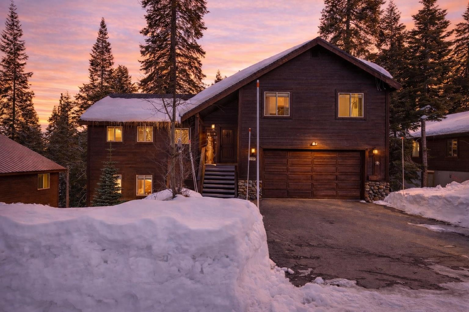 12395 Skislope Way, Truckee, CA, 96160-6620