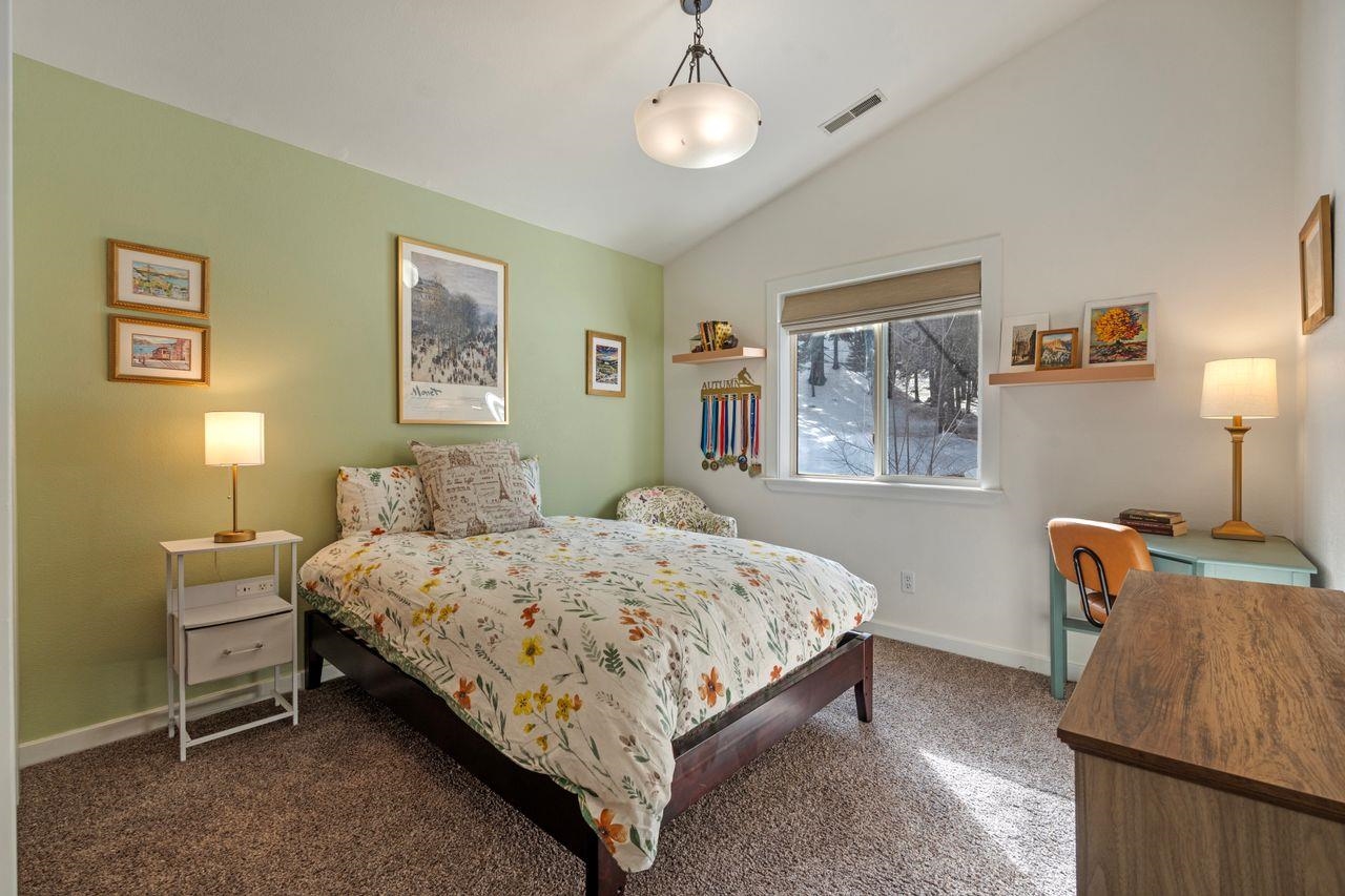 12395 Skislope Way, Truckee, CA, 96160-6620