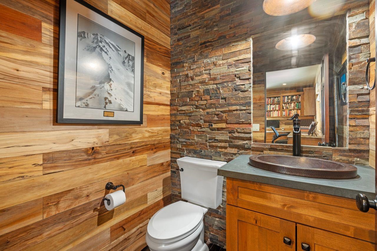 12395 Skislope Way, Truckee, CA, 96160-6620