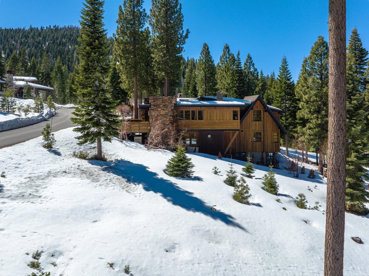 2532 Summit Place, Truckee, CA, 96161