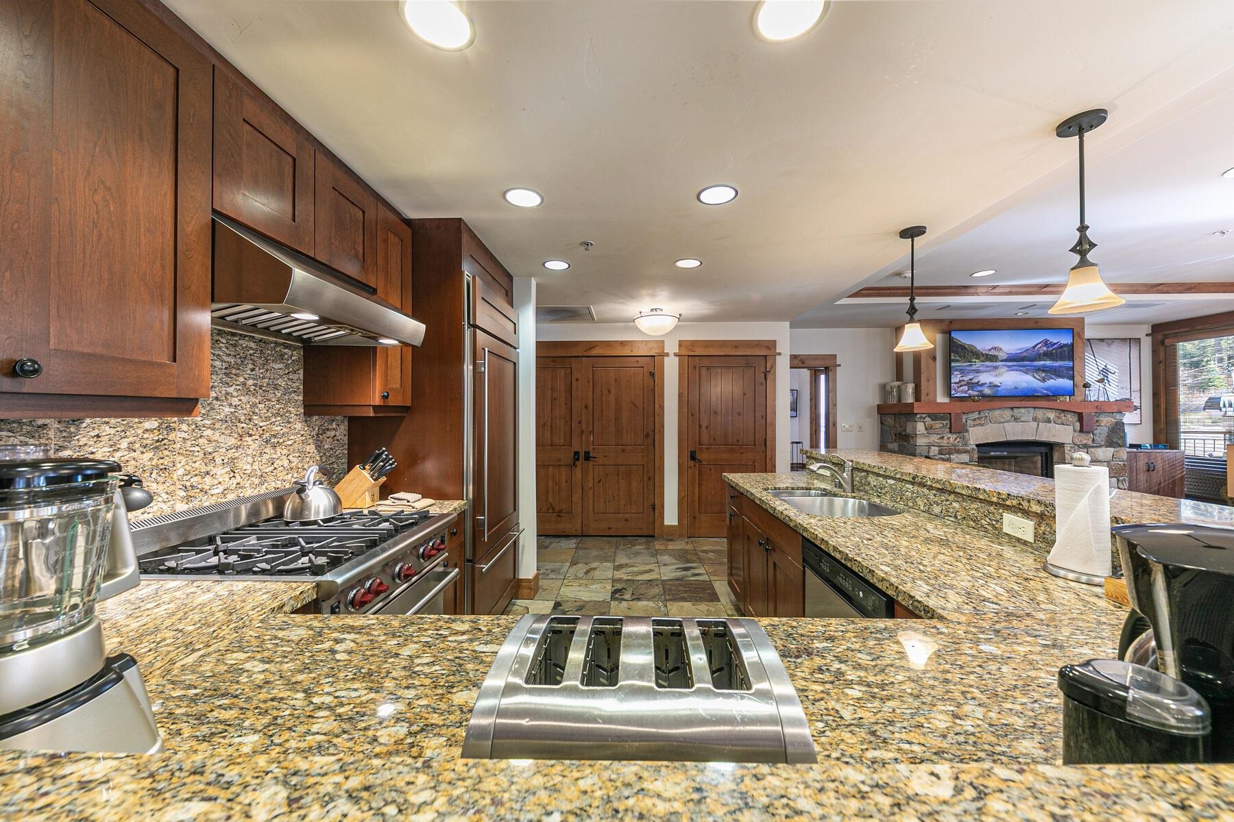 8001 Northstar Drive UNIT 314, Truckee, CA, 96161