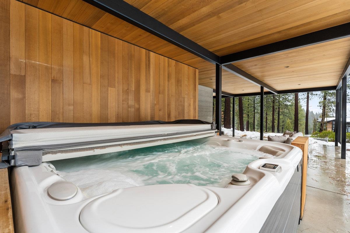 19140 Glades Place, Truckee, CA, 96161