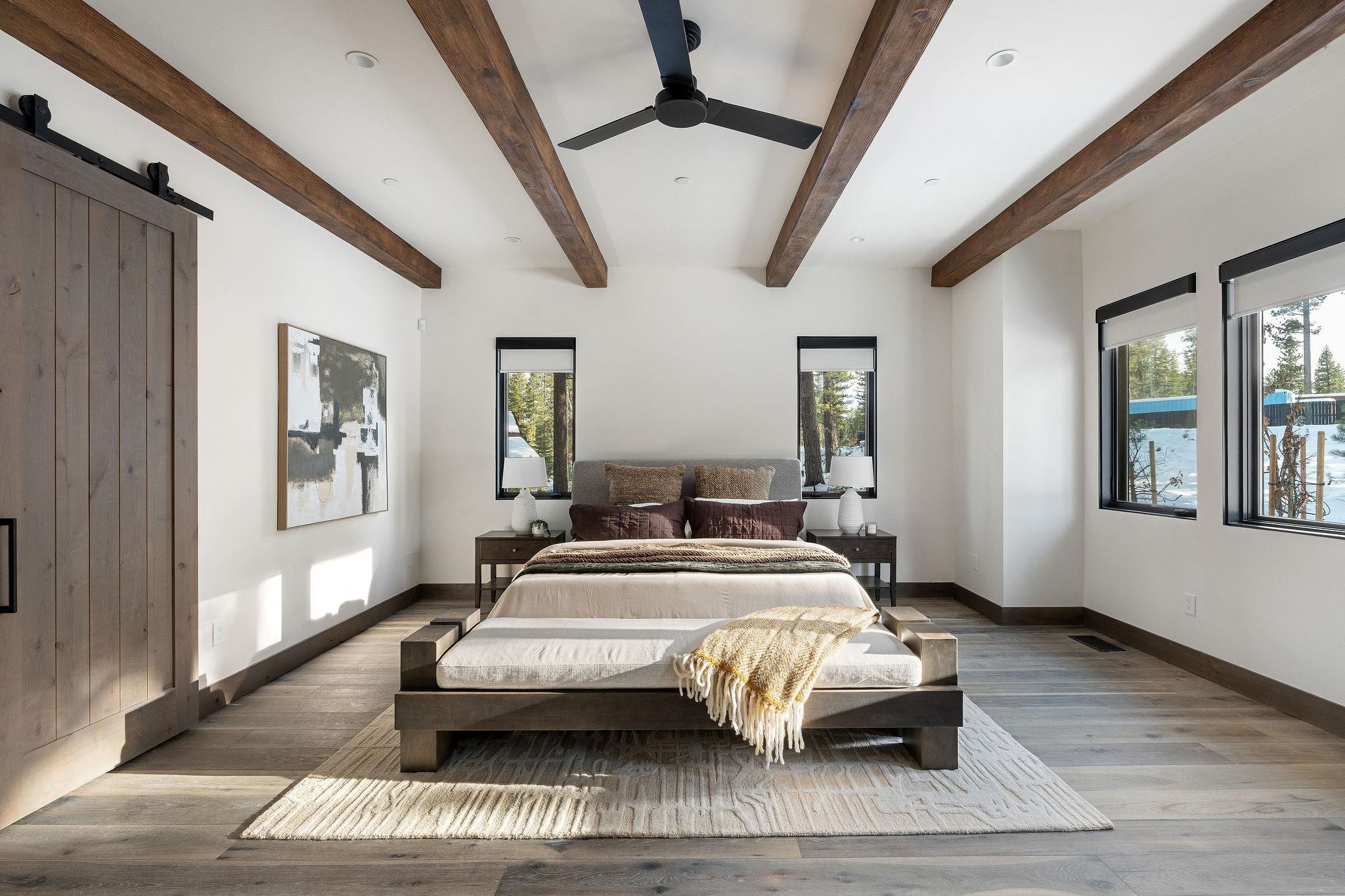 9400 Heartwood Drive, Truckee, CA, 96161-5208