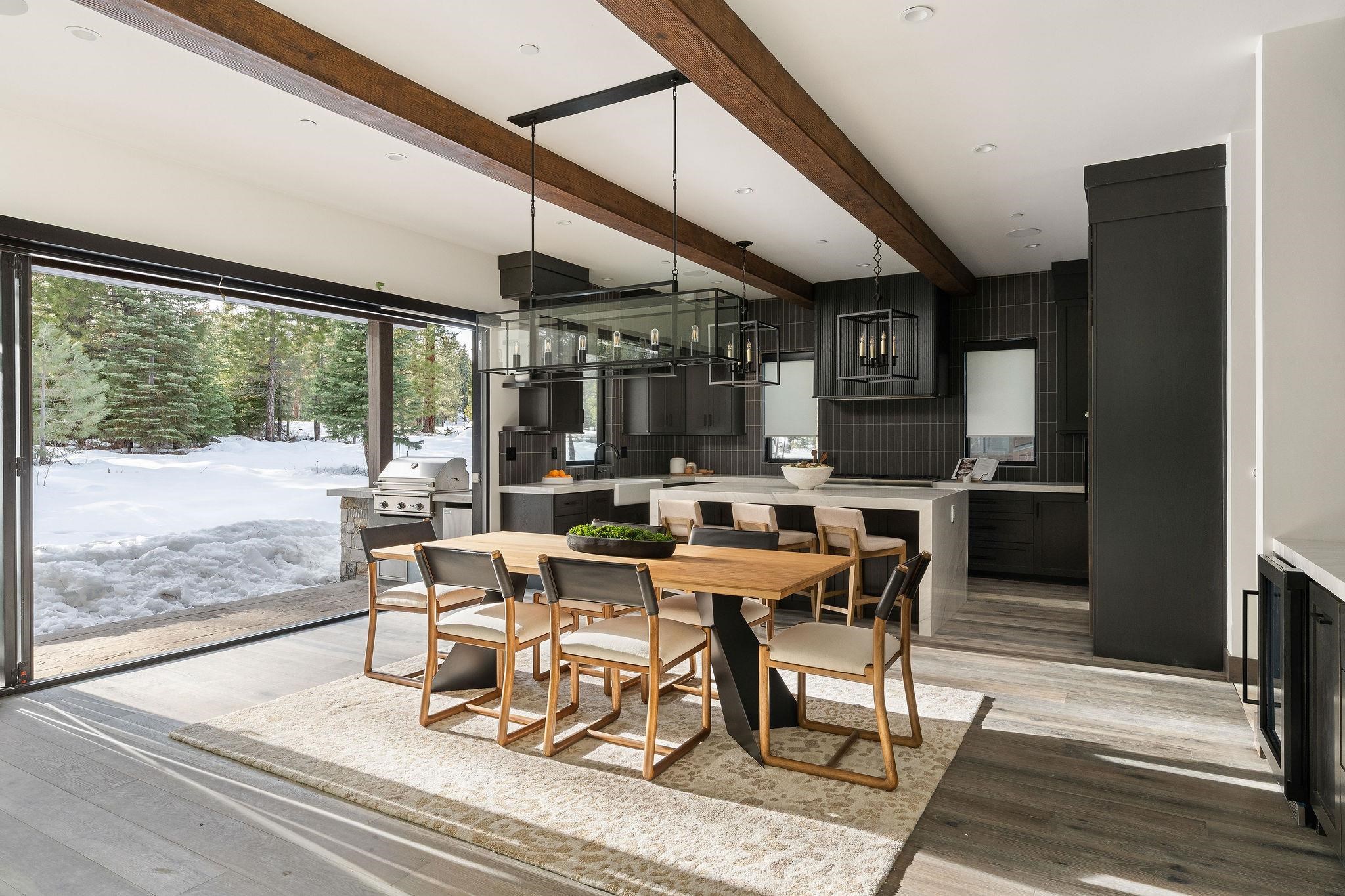 9400 Heartwood Drive, Truckee, CA, 96161-5208