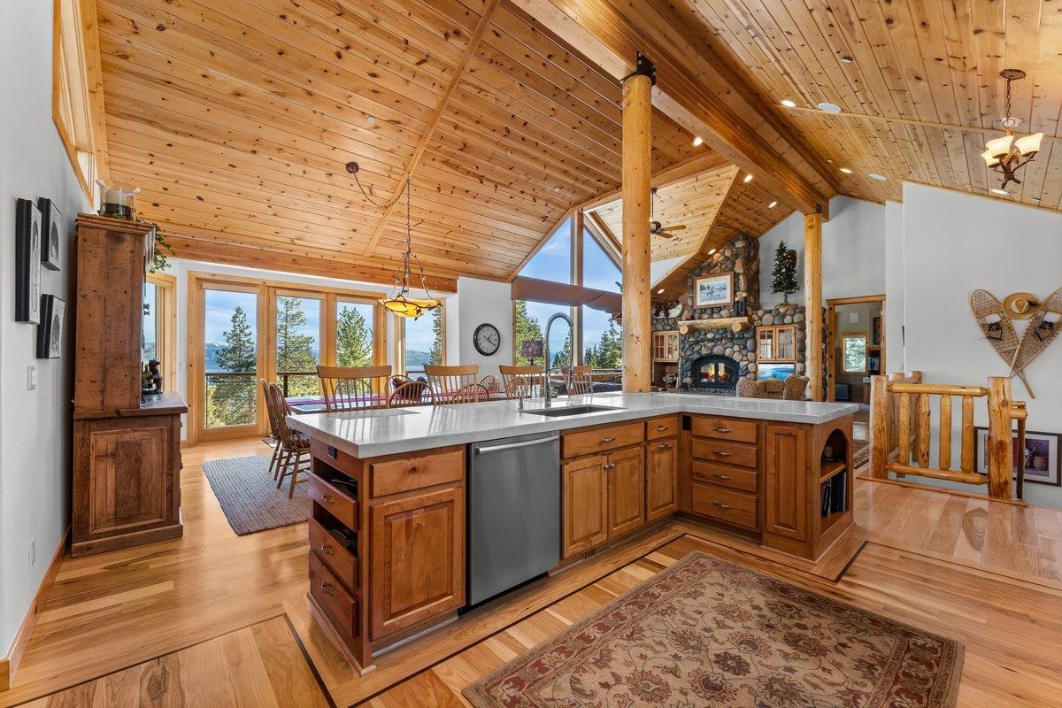 1352 Kings Way, Tahoe Vista, CA, 96148-0000