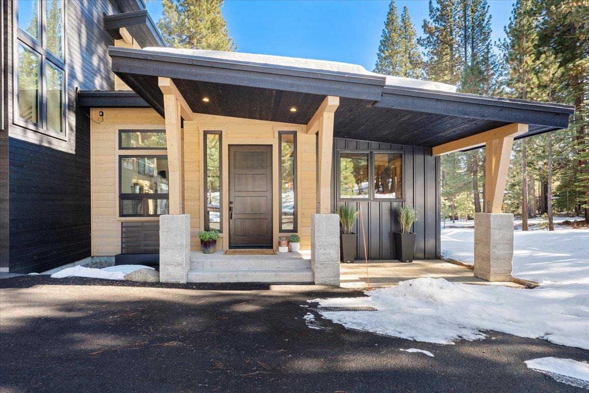 11115 Parkland Drive