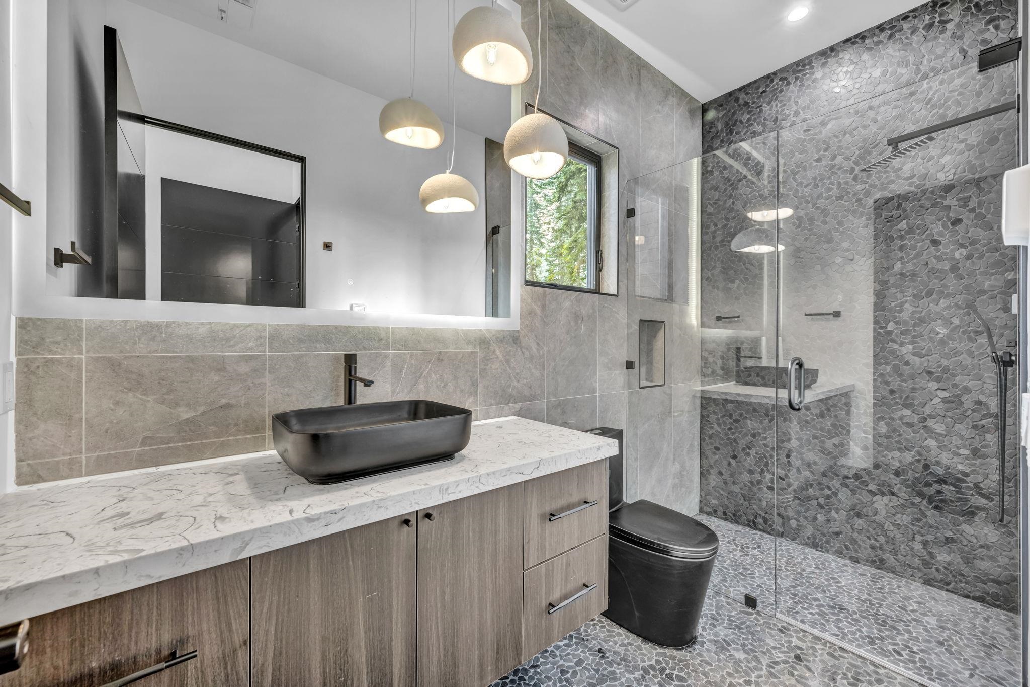 9278 Brae Road, Truckee, CA, 96161