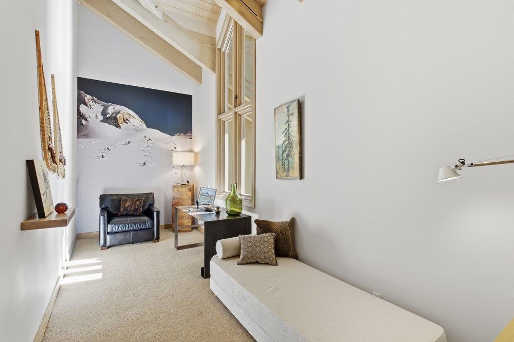 4000 West Lake Boulevard #17